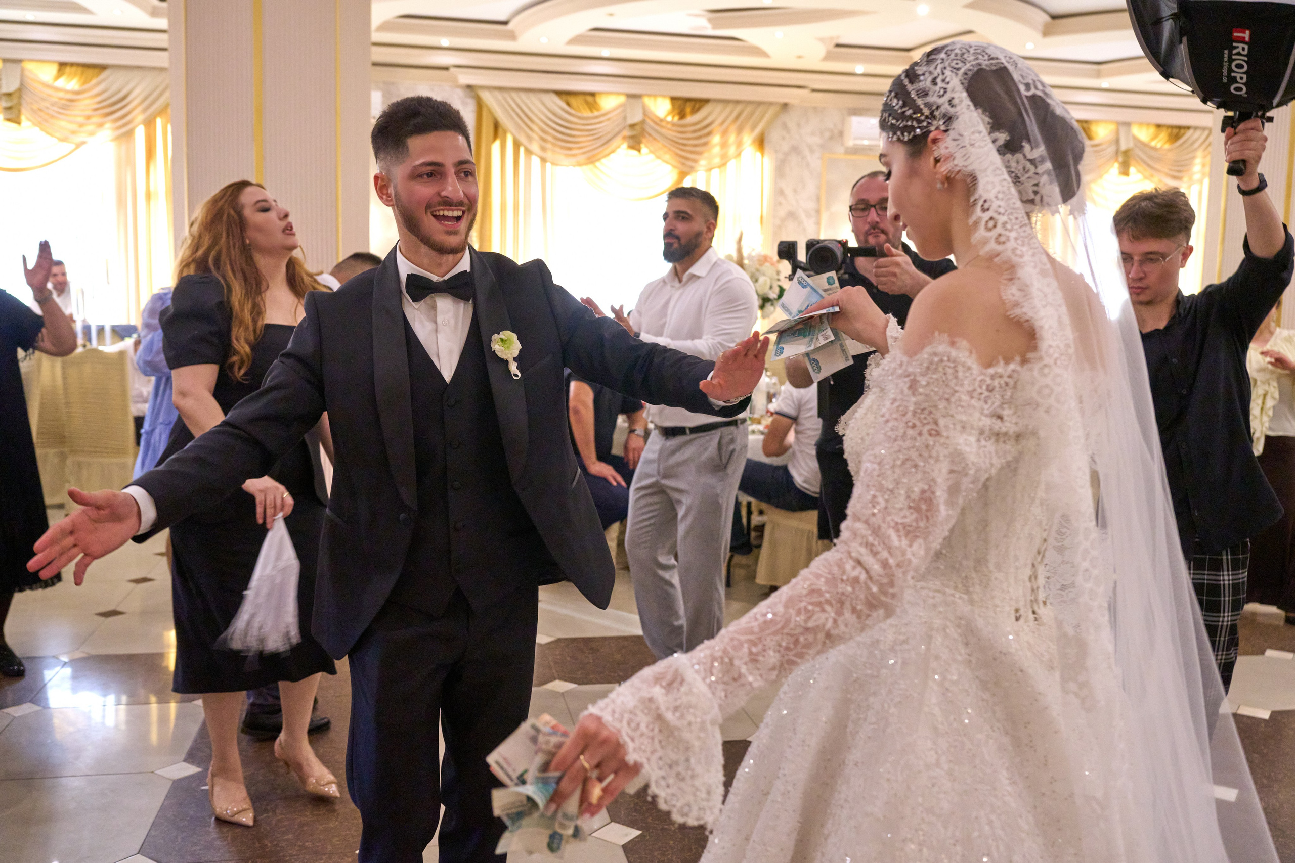 Свадебная съёмка. Фото и видеосъёмка в Ярославле | Грибов Медиа контент студия  — от 2500 ₽/час