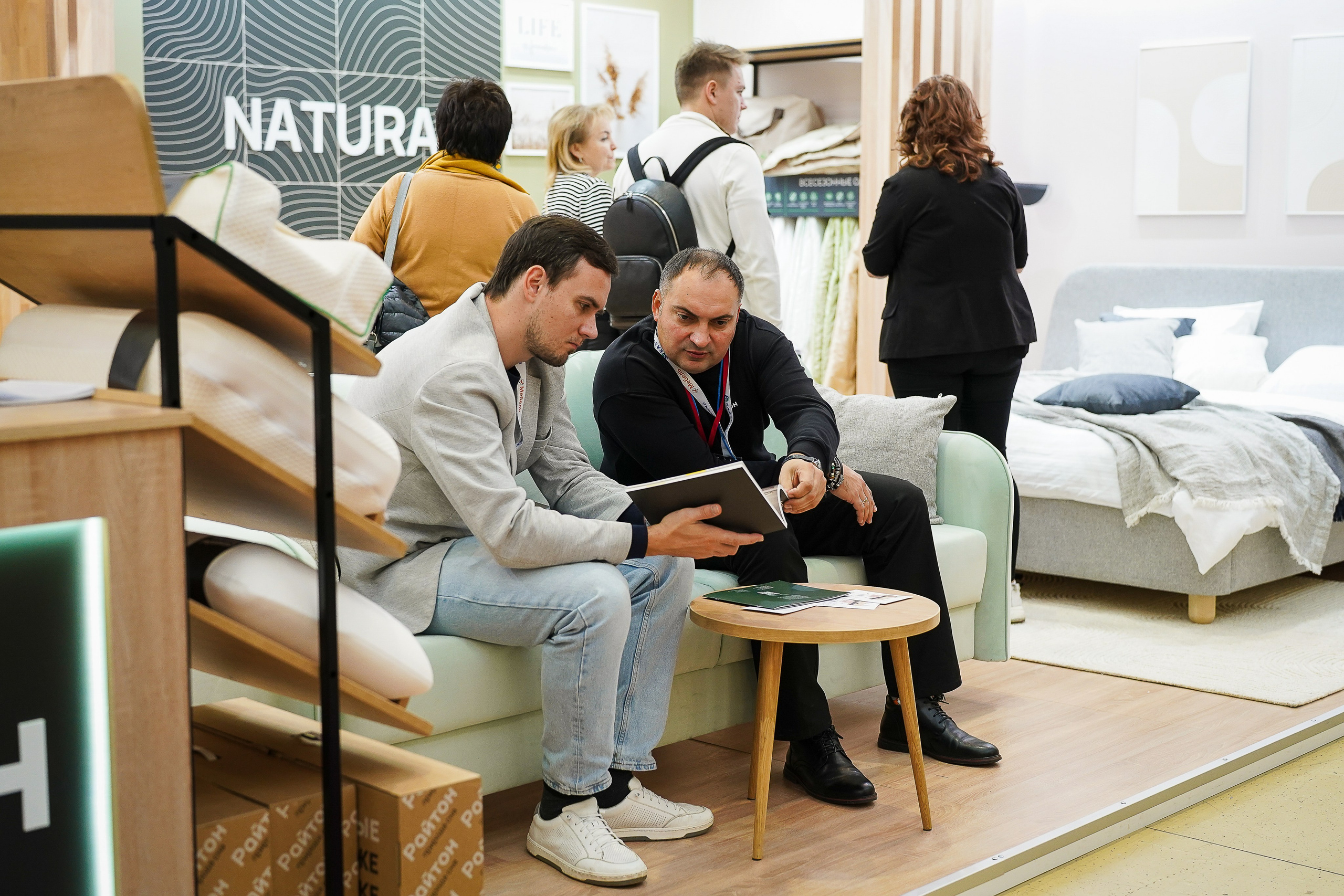 Фотограф b2b фотосъемка b2b фотограф на выставку конференцию форум. Фотограф b2b на выставки, конференции, форумы в Москве