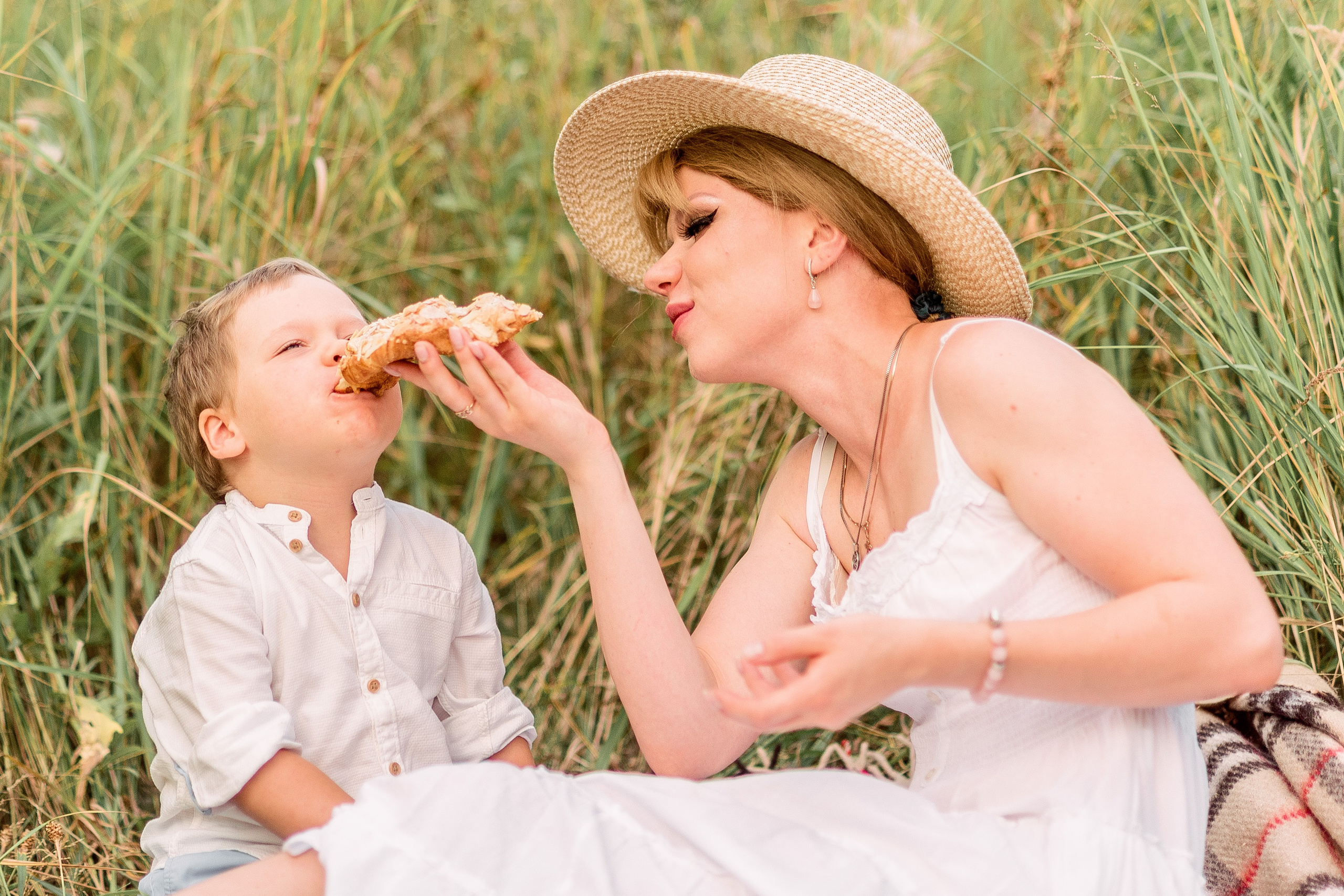В поле. Фотограф Юлия Попова