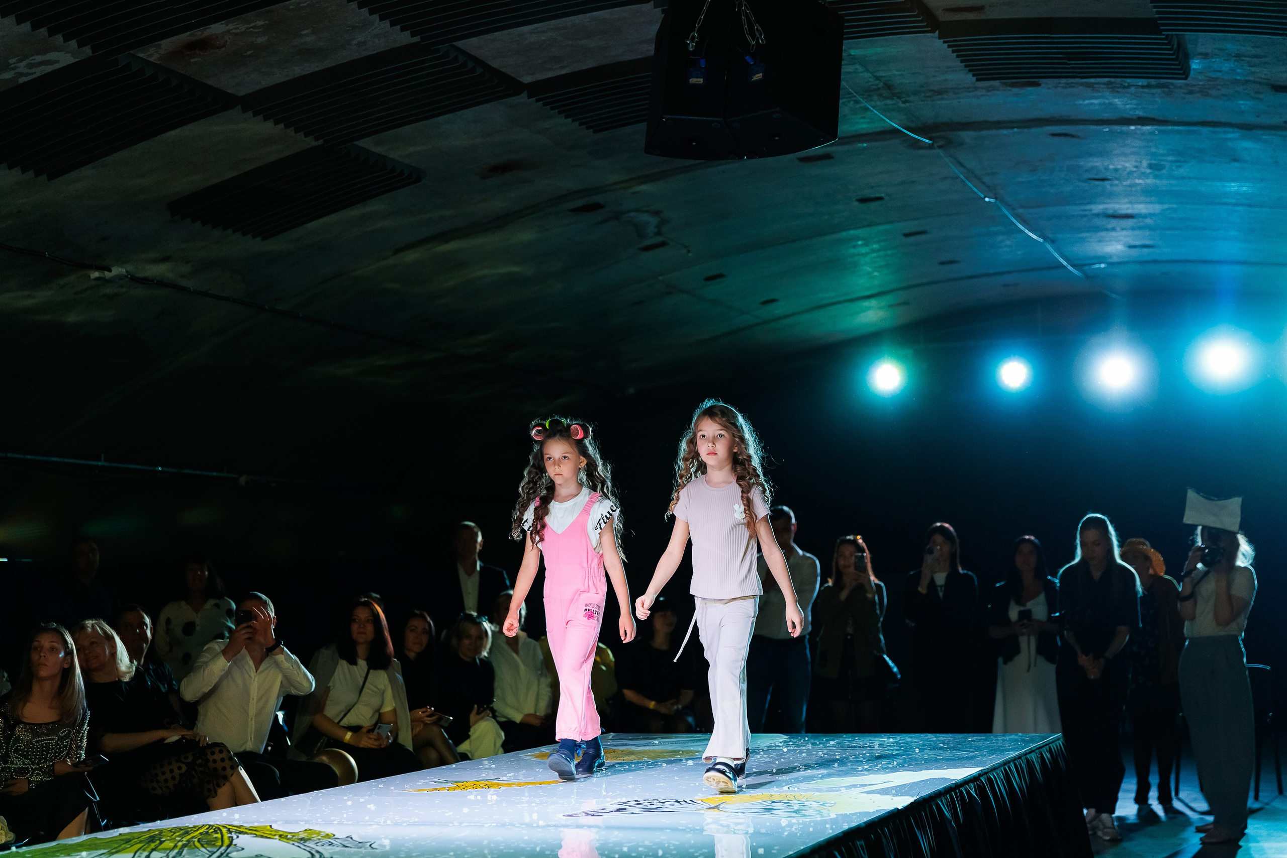 Показ Надежды Шибиной от журнала «Жираf». Фотограф Новосибирск — Наталья Гресь