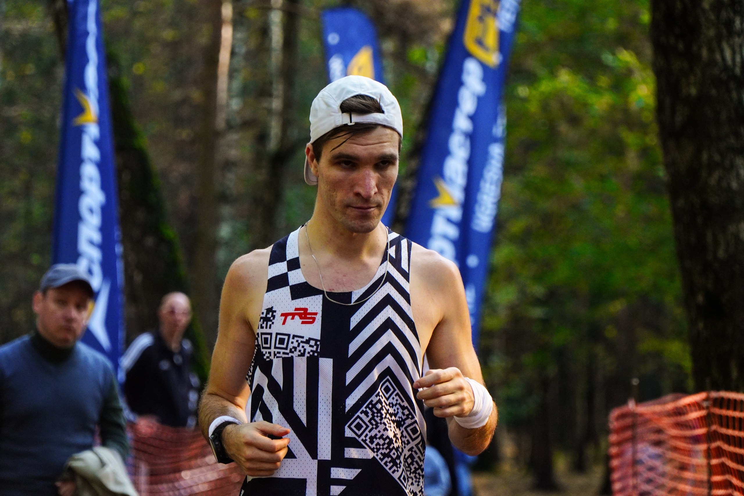 Backyard Ultra Moscow 2024. Роман Капилюшов. Бег. Фото. Видео. г. Люберцы