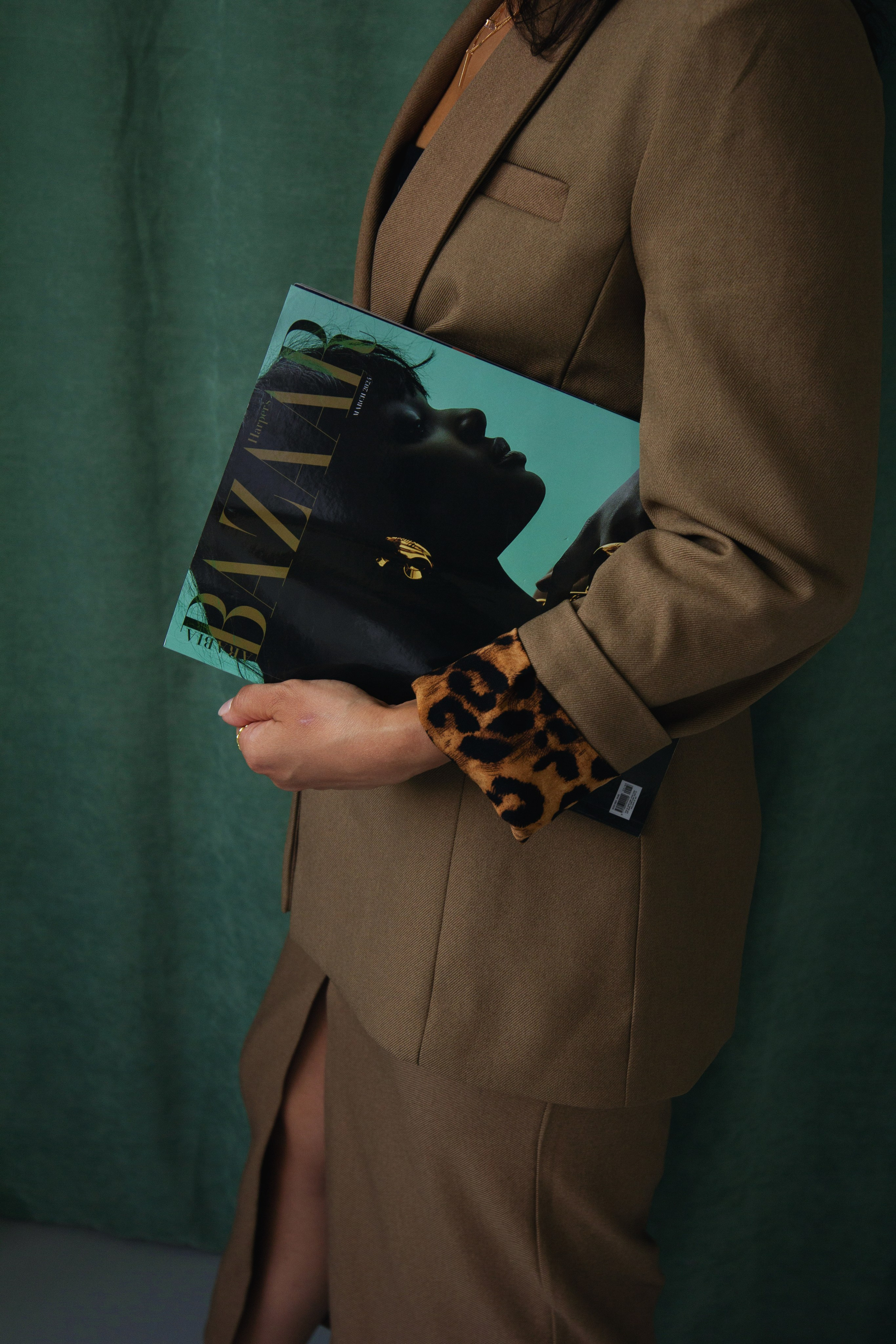 Контент-съемка для социальных сетей мастера перманентного макияжа. Кизя Мисриева — фотограф: плёнка, цифра. Москва и не только