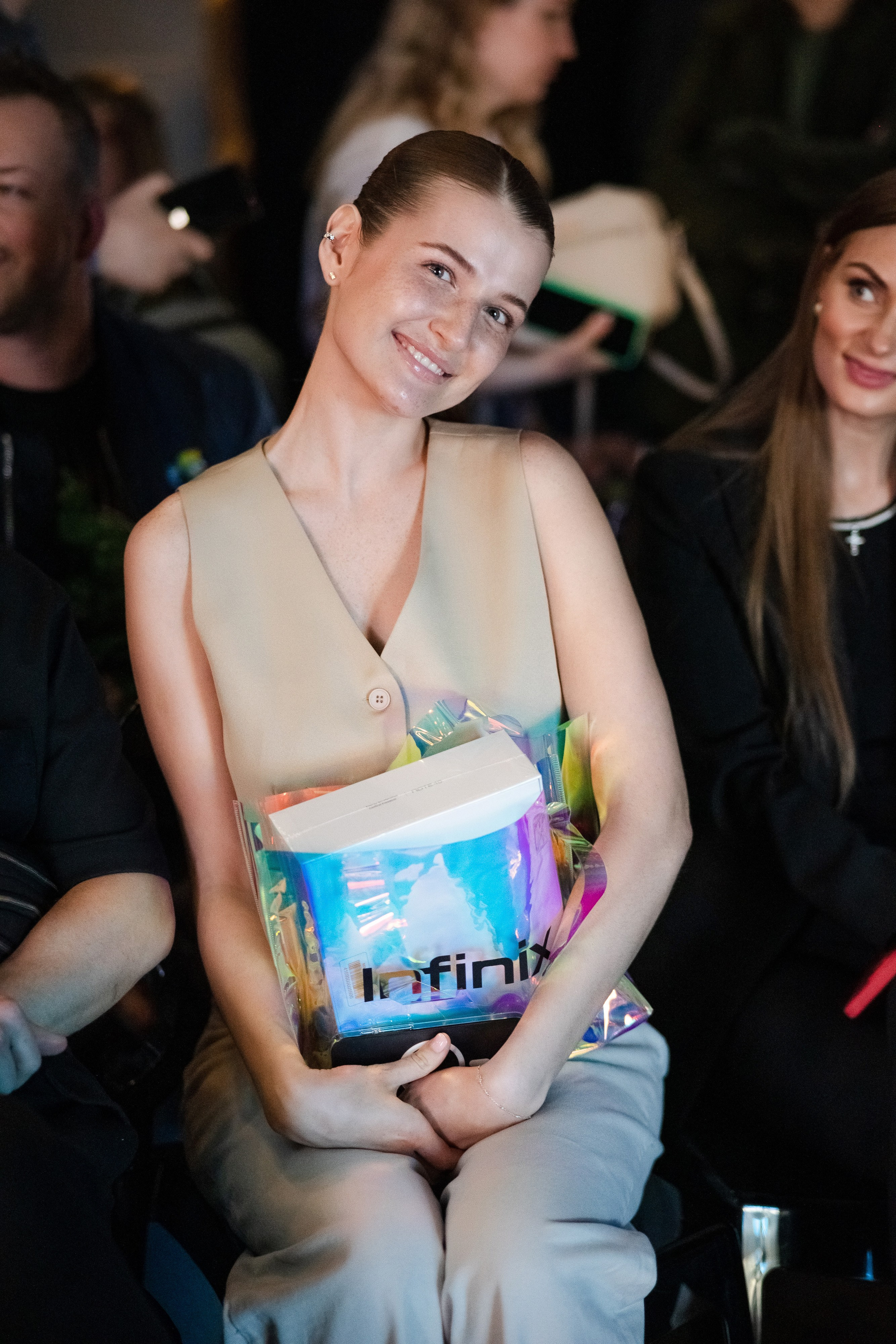 Презентация Infinix. Свадебный репортажный фотограф в Москве