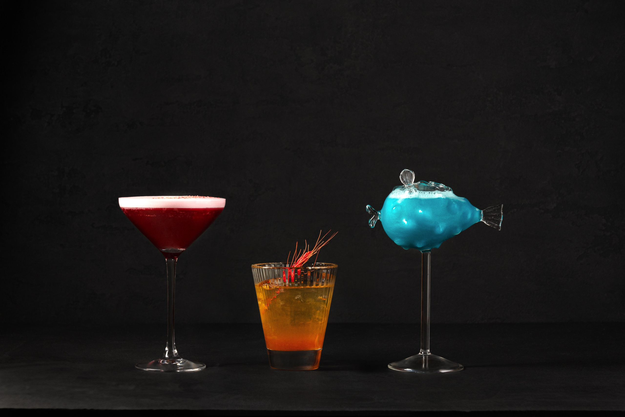 Стекло, напитки. Предметный фотограф Надежда Яхонтова