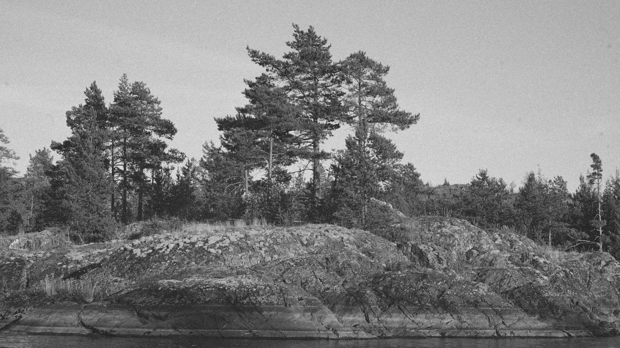 Ladoga skerries. Reign of silence. Portrait and reportage photographer Rezeda Iuzmeeva