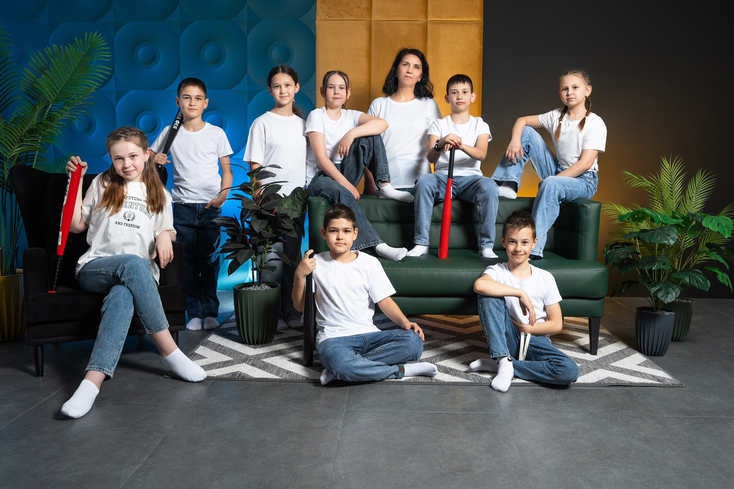 Выпускная фотосессия в фотостудии. Выпускные альбомы Нижнекамск Набережные Челны Фотостудия Небо