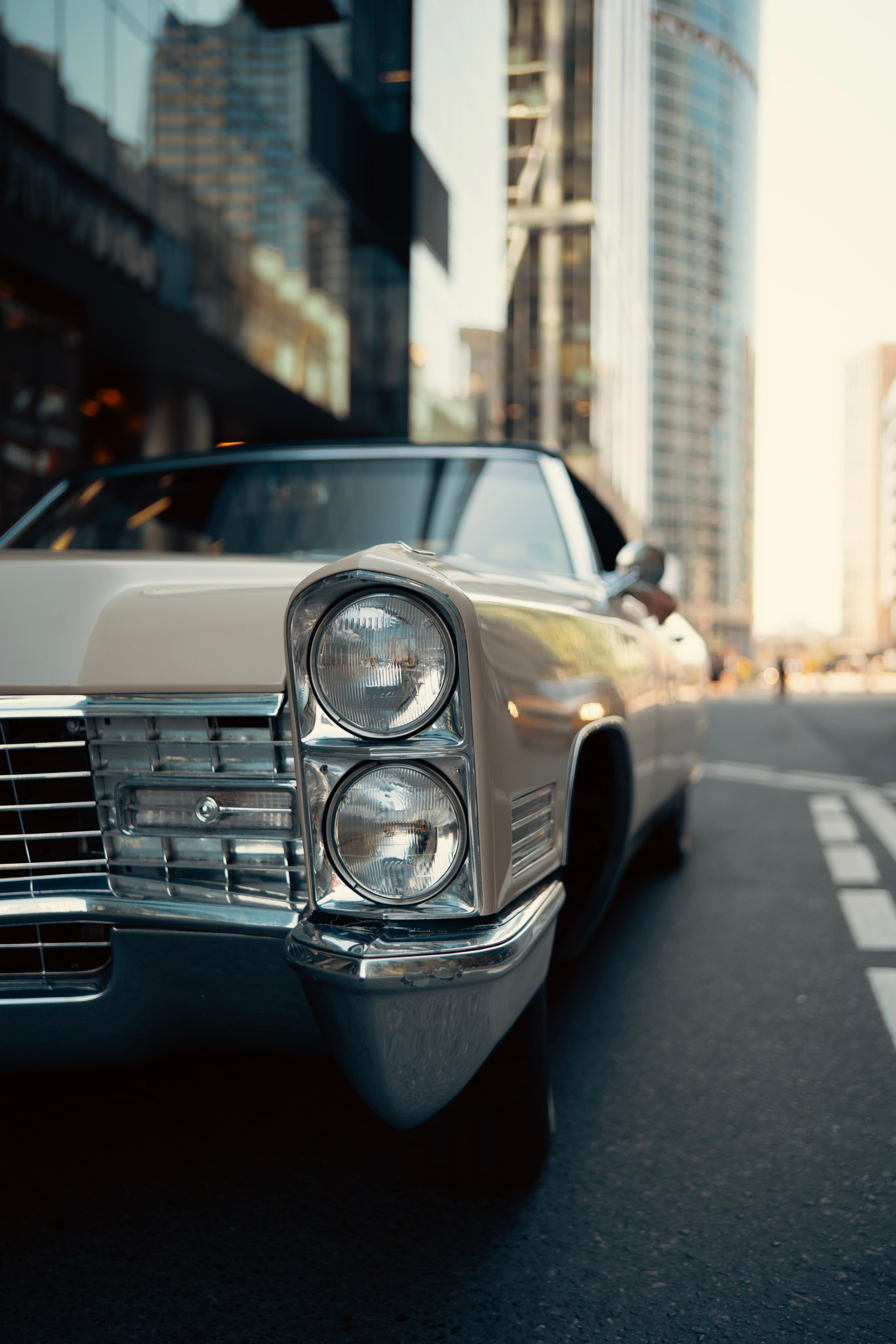 Retro Cadillac. Felixtones