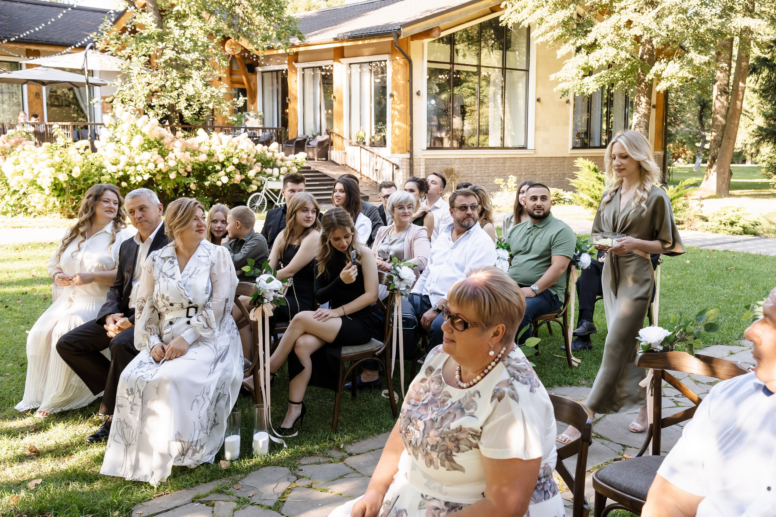 Олег и Елена | 25.08.2024 (из анонса). Свадебный фотограф в Москве Яна Деньгина