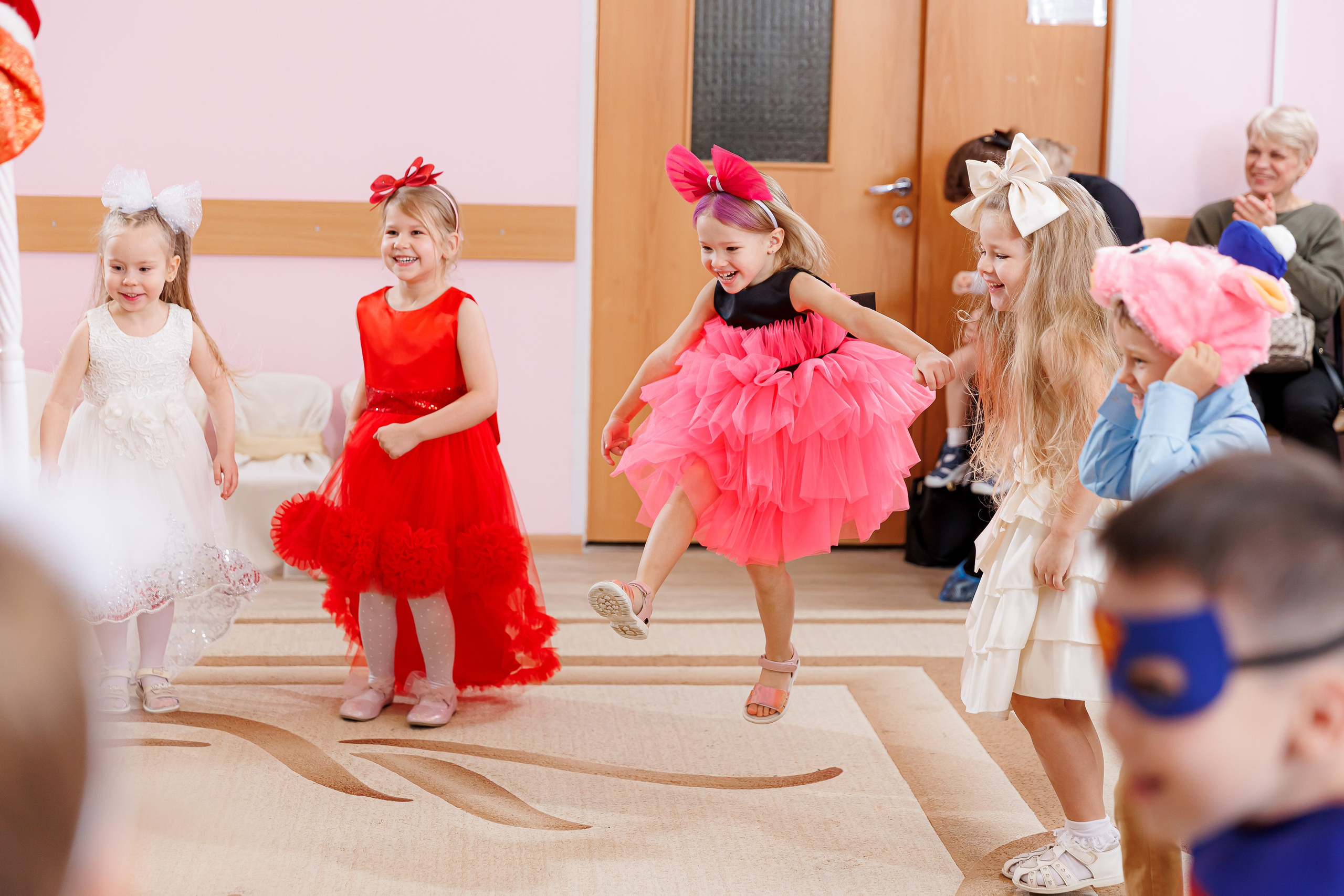 Портфолио утренники в детском саду. Семейный и детский фотограф Комина Елена, Власиха, Одинцово