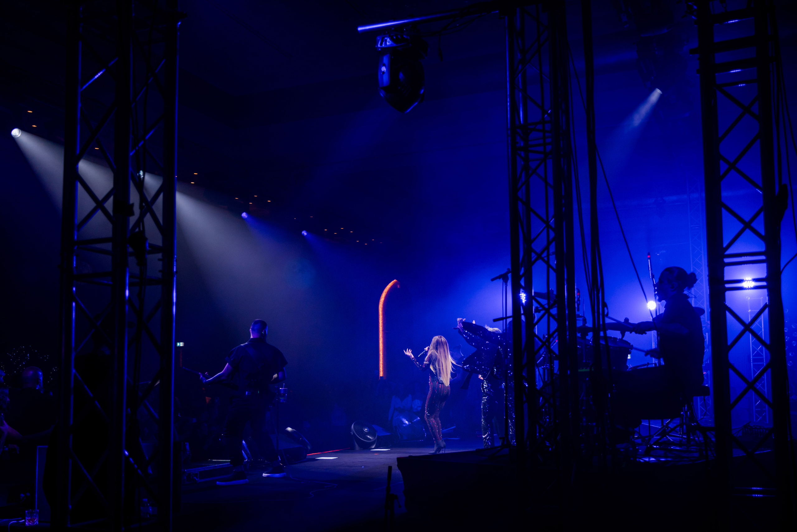 анна асти и jony , концерт в Дубае