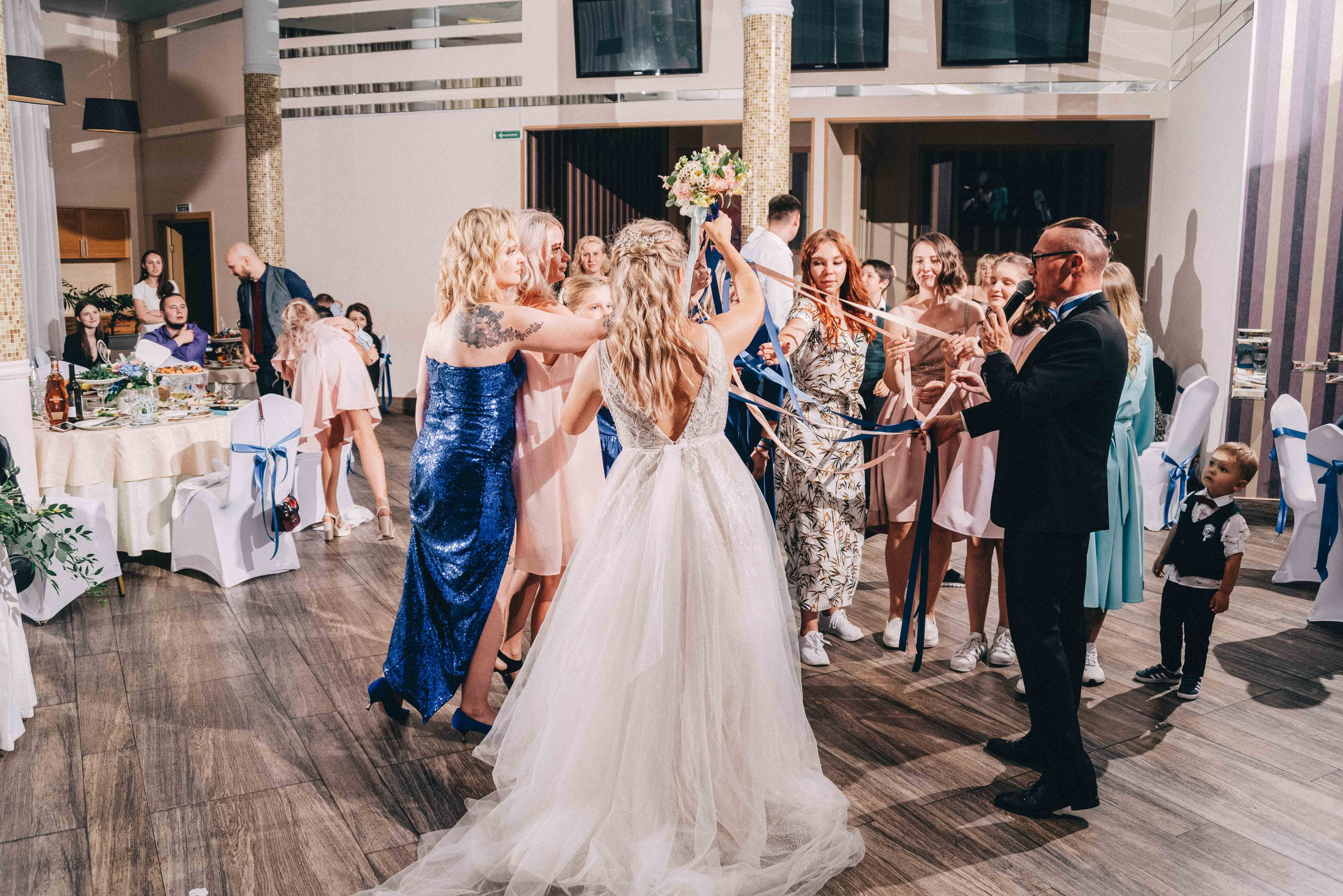 Каравай, очаг, горько — классическая русская свадьба. Фотограф и видеограф в Москве и Абу Даби Мария Кулагина