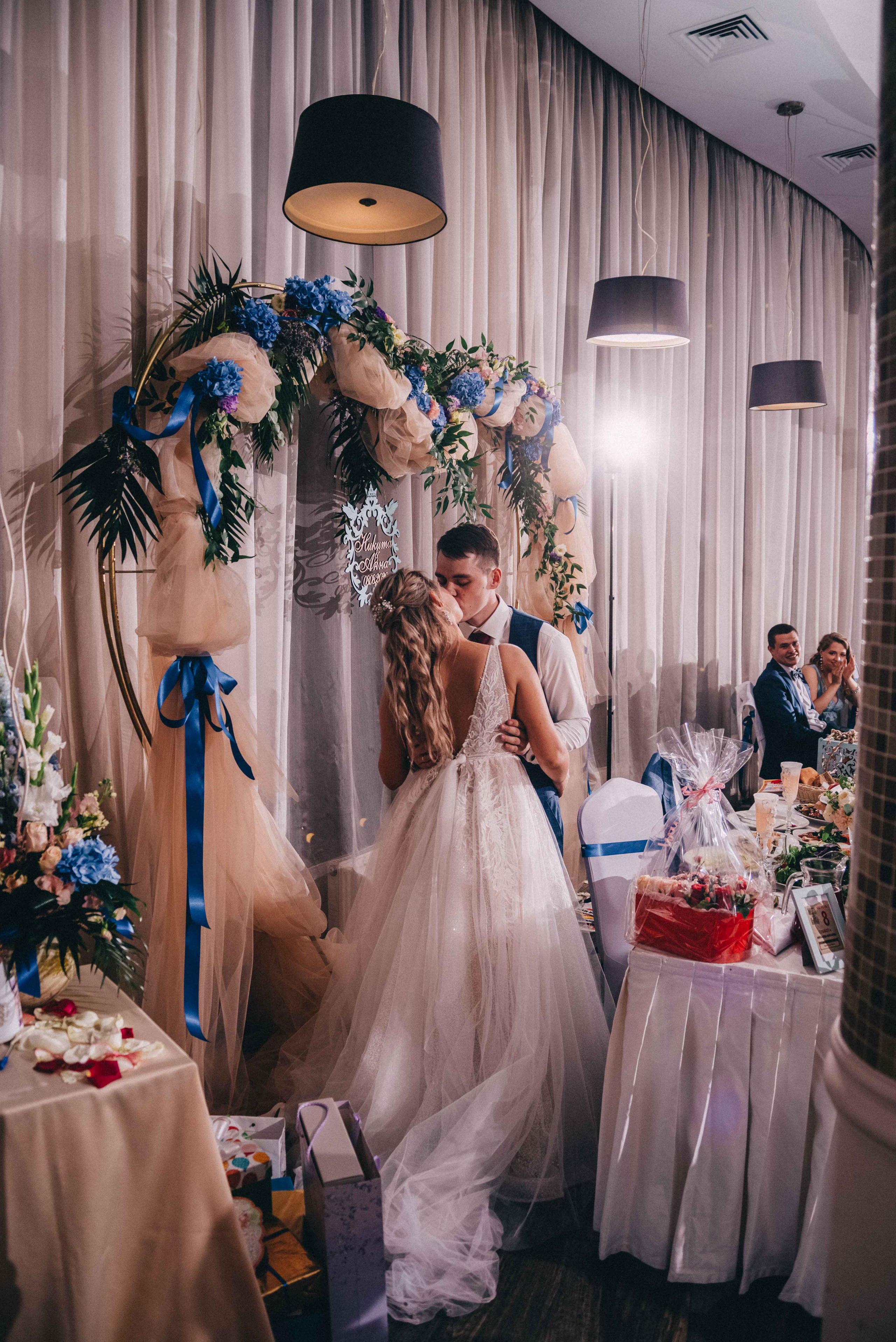 Каравай, очаг, горько — классическая русская свадьба. Фотограф и видеограф в Москве и Абу Даби Мария Кулагина