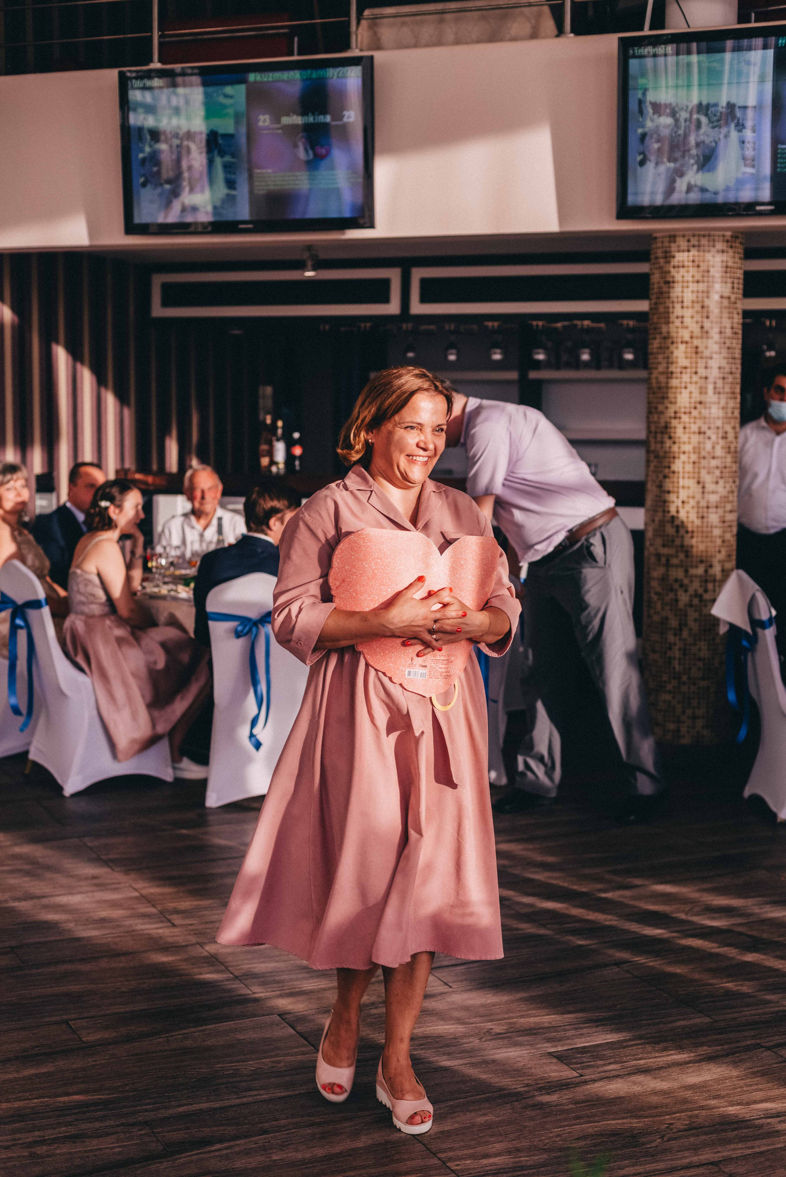 Каравай, очаг, горько — классическая русская свадьба. Фотограф и видеограф в Москве и Абу Даби Мария Кулагина