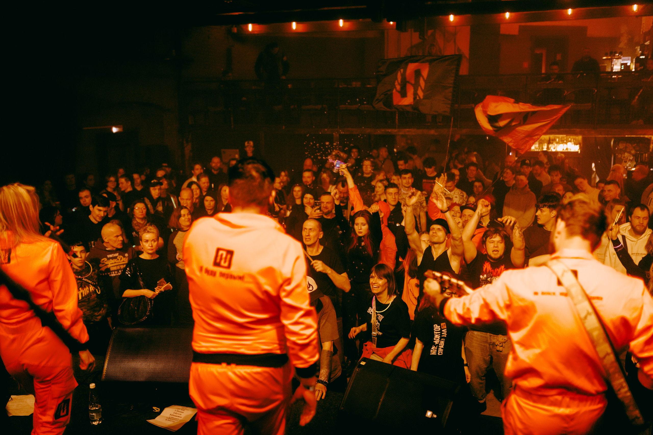 ПОСЛЕДНИЙ ПИОНЕР. Фотограф Елена Богачева (lenalena_na_na_na)