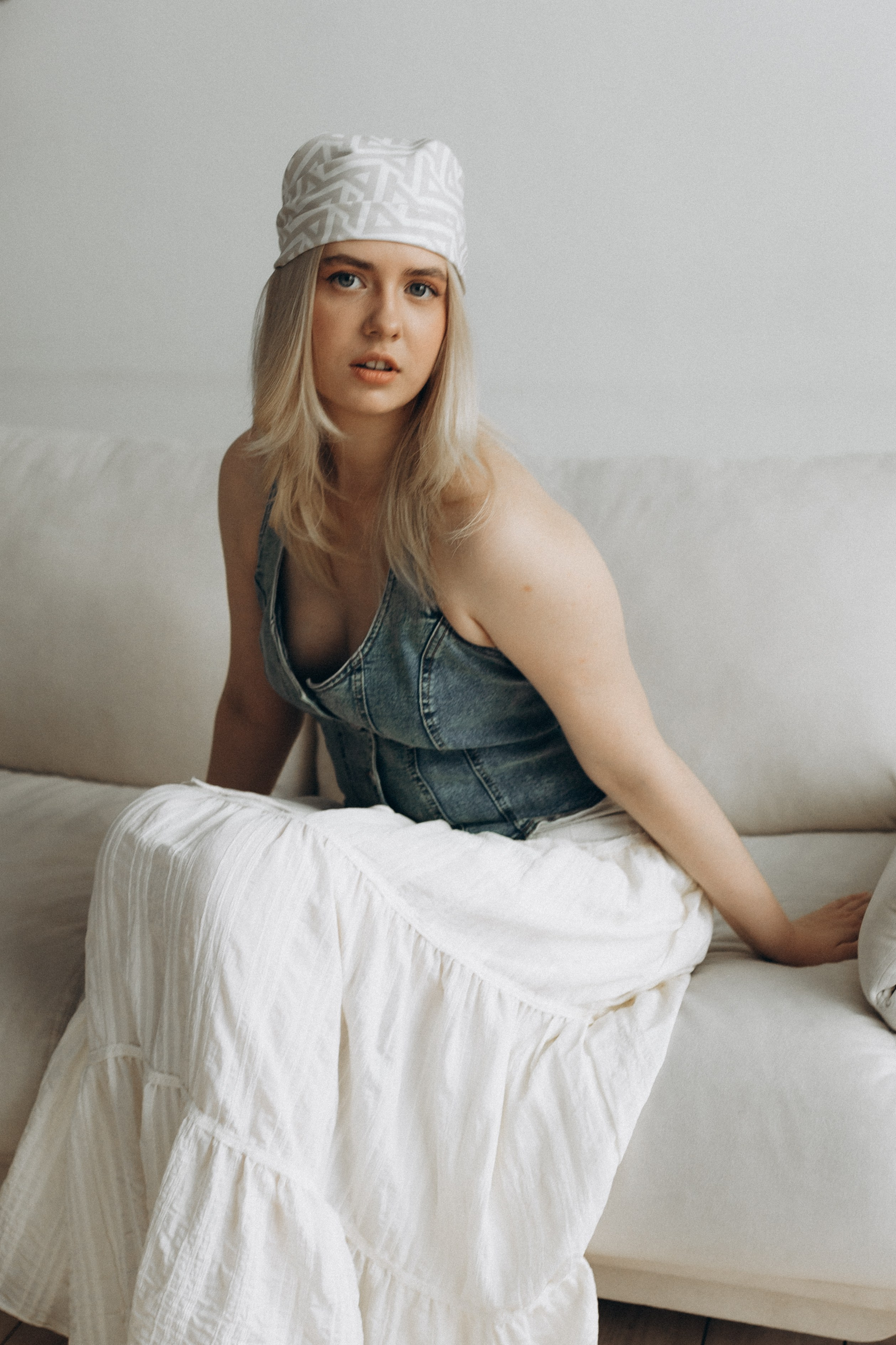 Нежная фотосессия в студии. Фотограф в Санкт-Петербурге и Уфе Алина Шаймухаметова