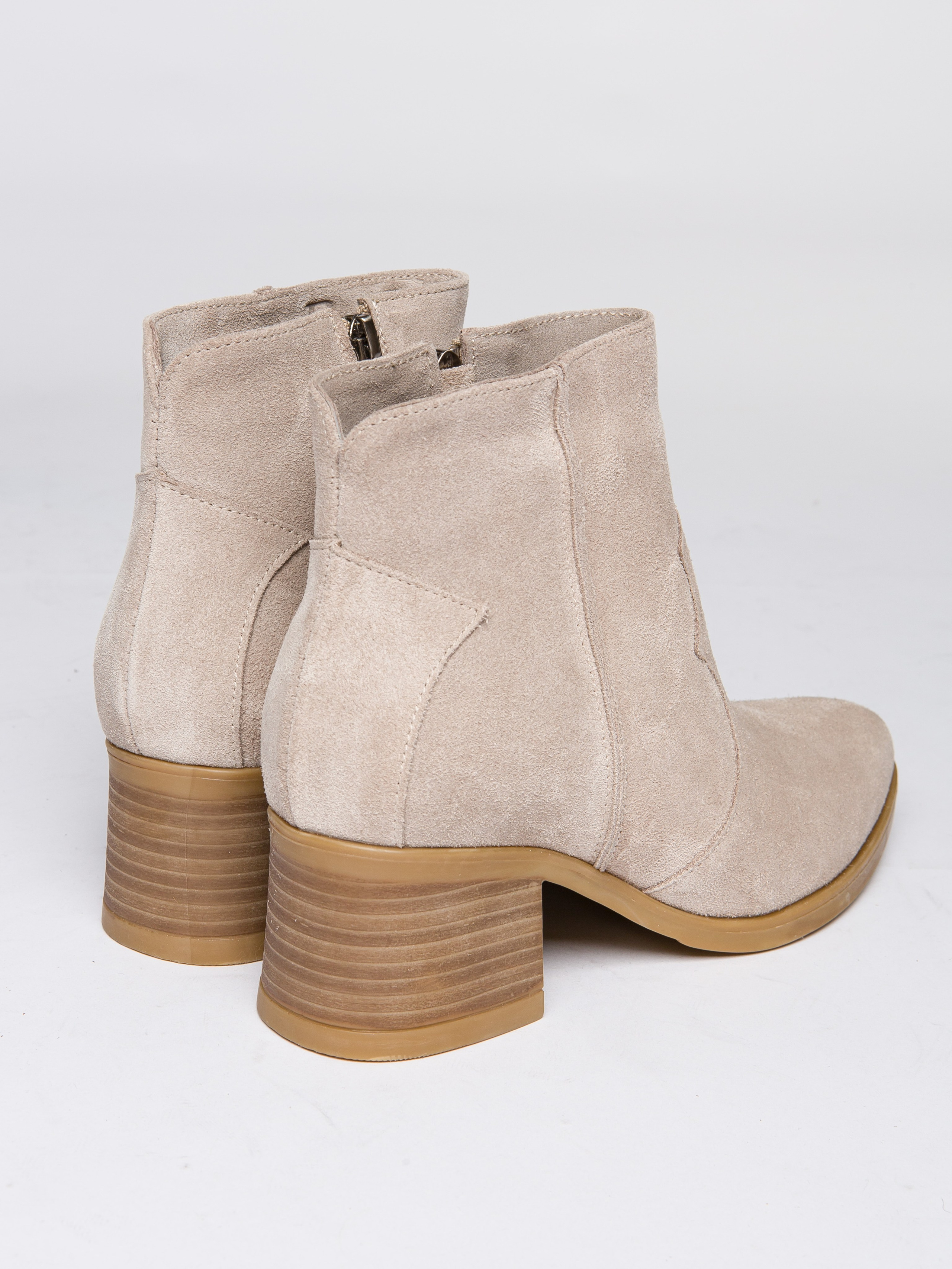 Обувь на модели. Фотограф Мария Кольцова