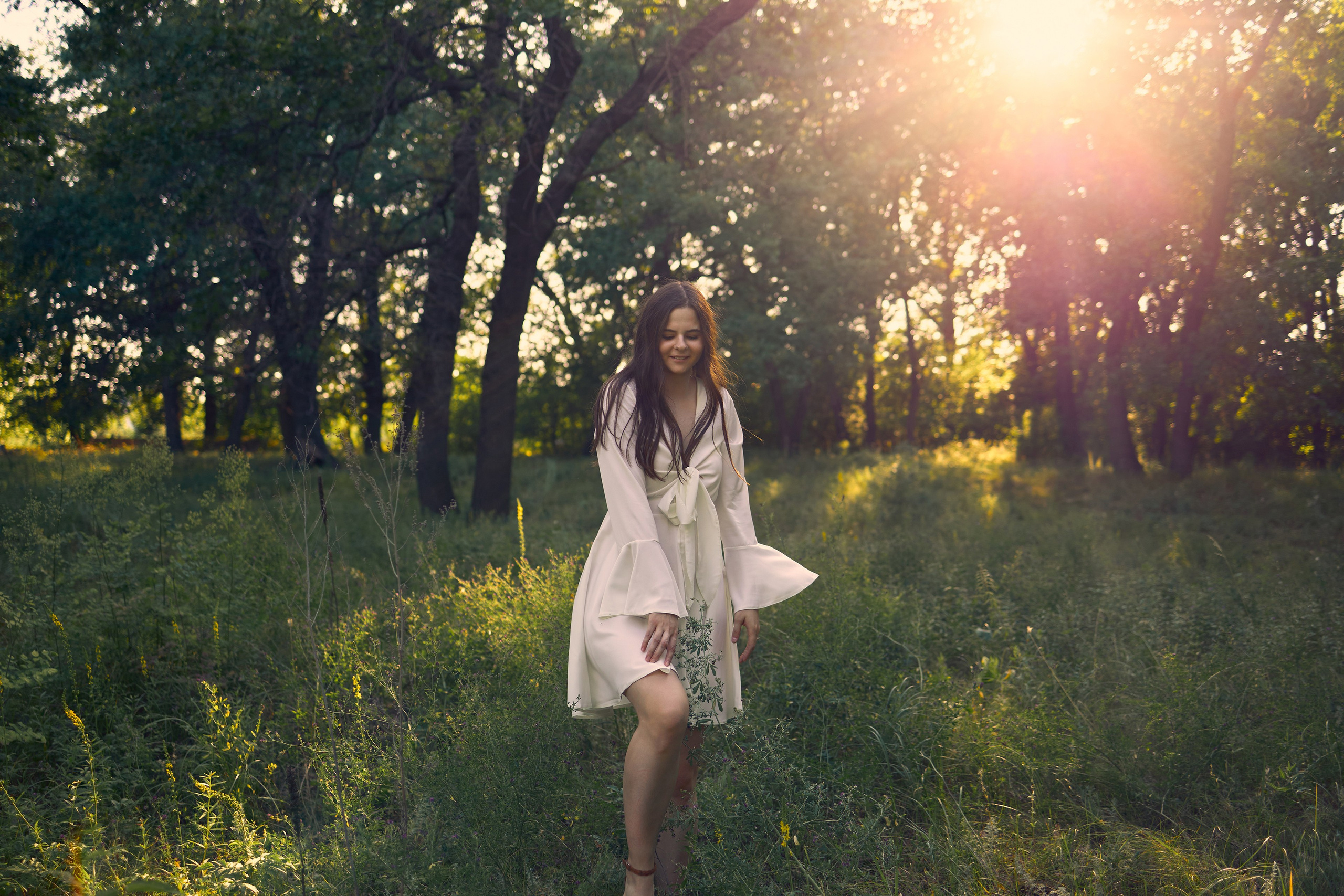 Индивидуальная съемка в летнем лесу. Формат «Для себя». Фотограф Волгоград Дмитрий Туманов