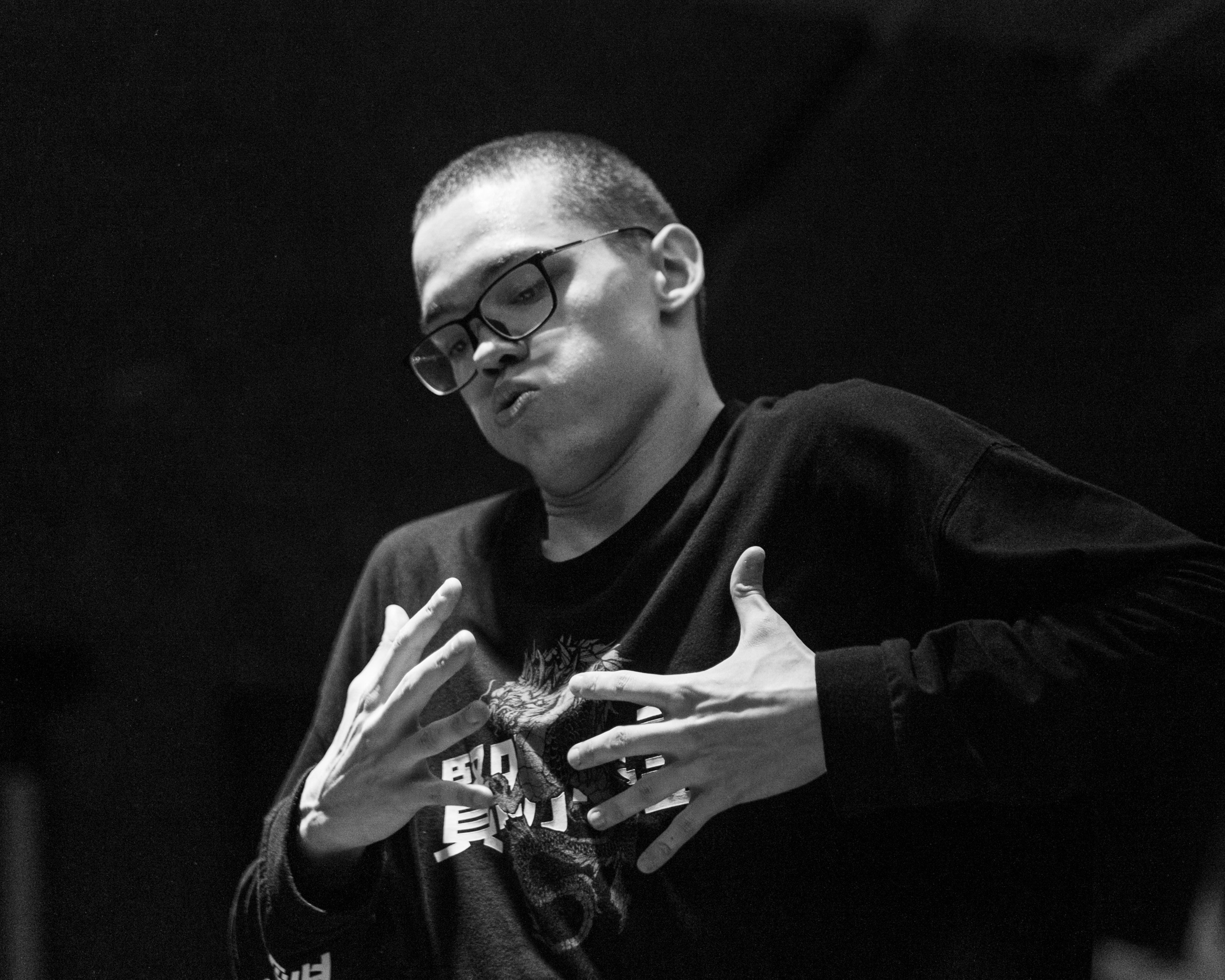 BROWNIAN BATTLE. Репортажный фотограф в Казани Павел Серпокрылов