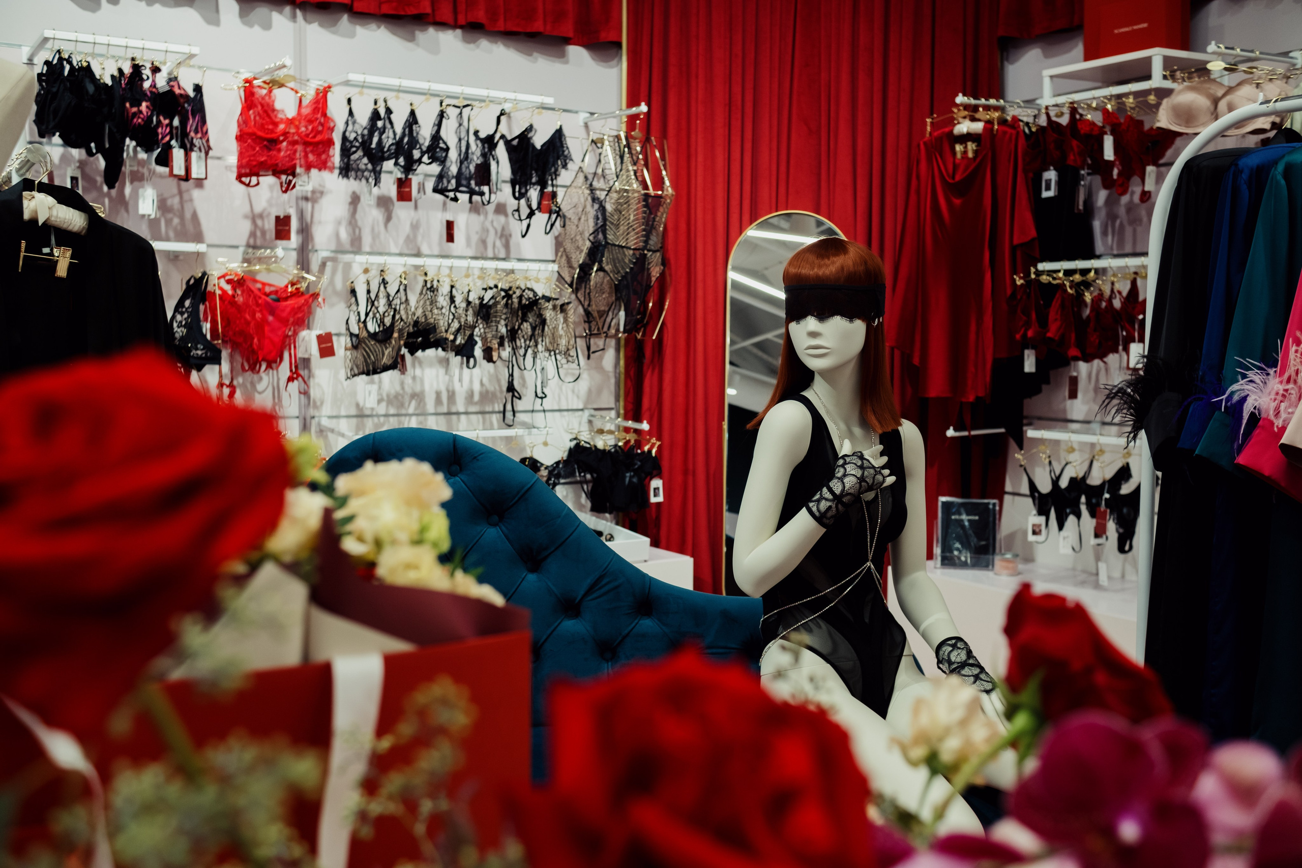 SCANDALE MANIERE. Репортажный и портретный фотограф в Москве Илья Спиридонов