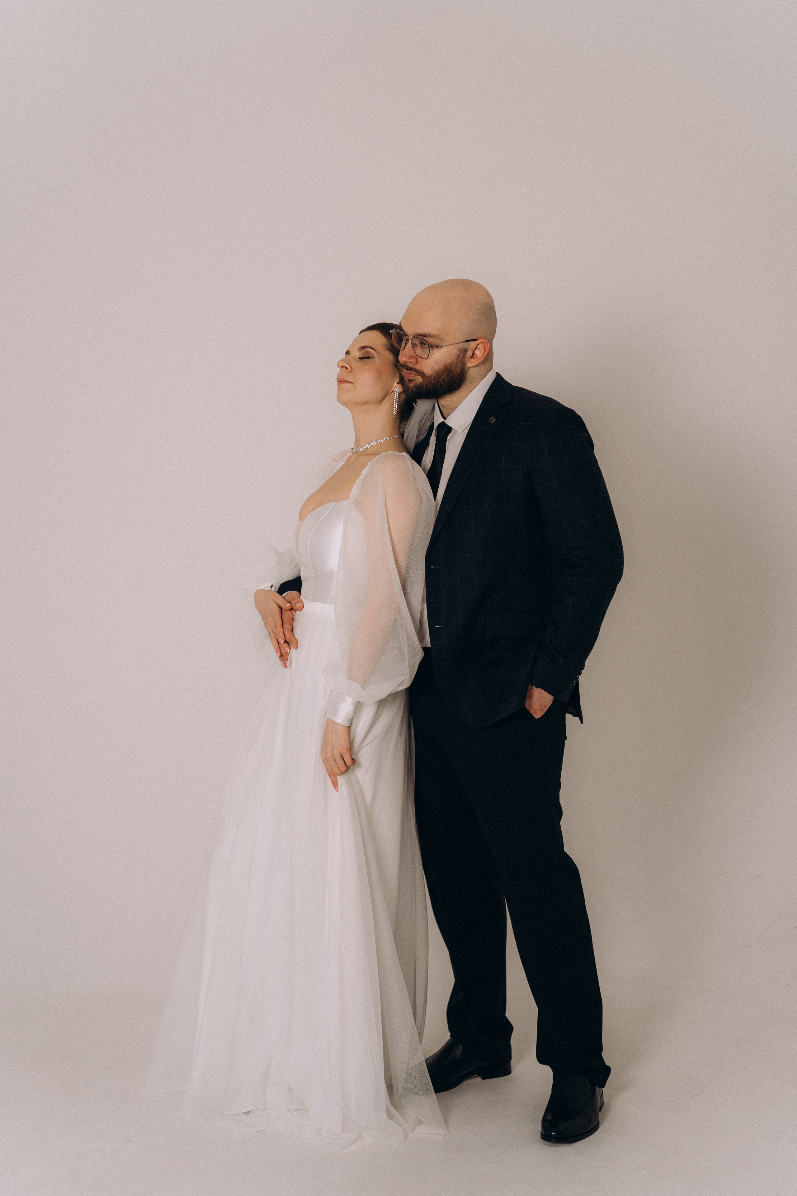 СВАДЕБНАЯ СЬЕМКА ВО ВТОРОМ ДВОРЦЕ (ДЕКАБРЬ) ТАКЖЕ СЬЕМКА В СТУДИИ НА ЧЕРНЫШЕВСКОЙ. Профессиональный фотограф, Санкт-Петербург — Виктория Богомолова