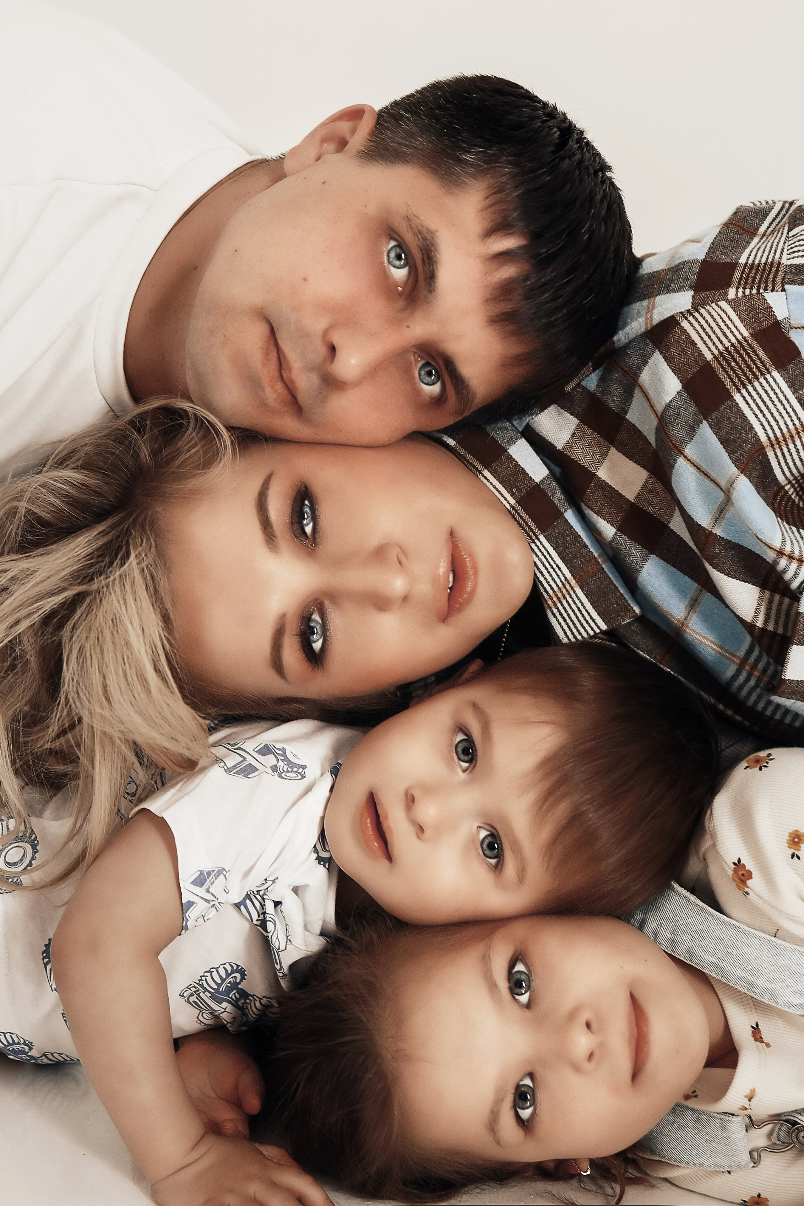 Семейная съемка в студии Атмосфера. Иванова Ирина Свадебный и семейный фотограф г. Уфа