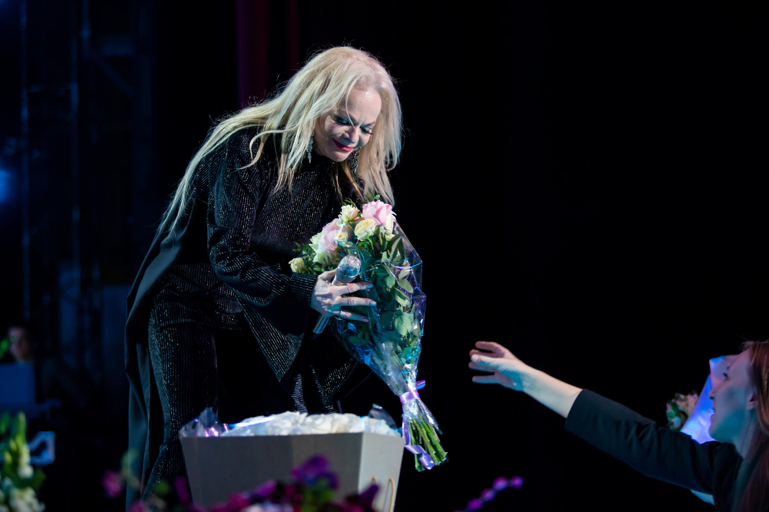 ЛАРИСА ДОЛИНА. Фотограф Сонкина Татьяна