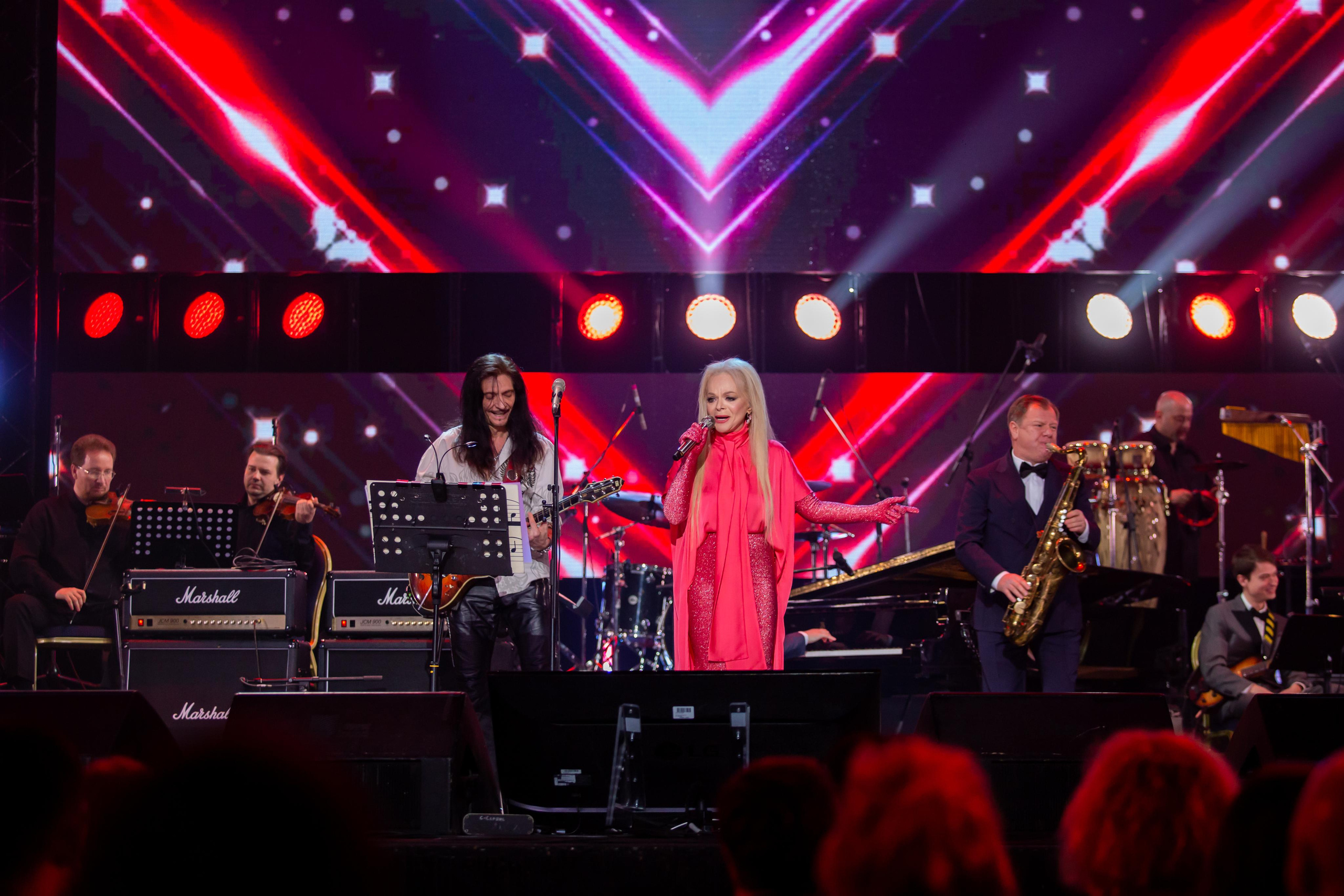 ЛАРИСА ДОЛИНА. Фотограф Сонкина Татьяна