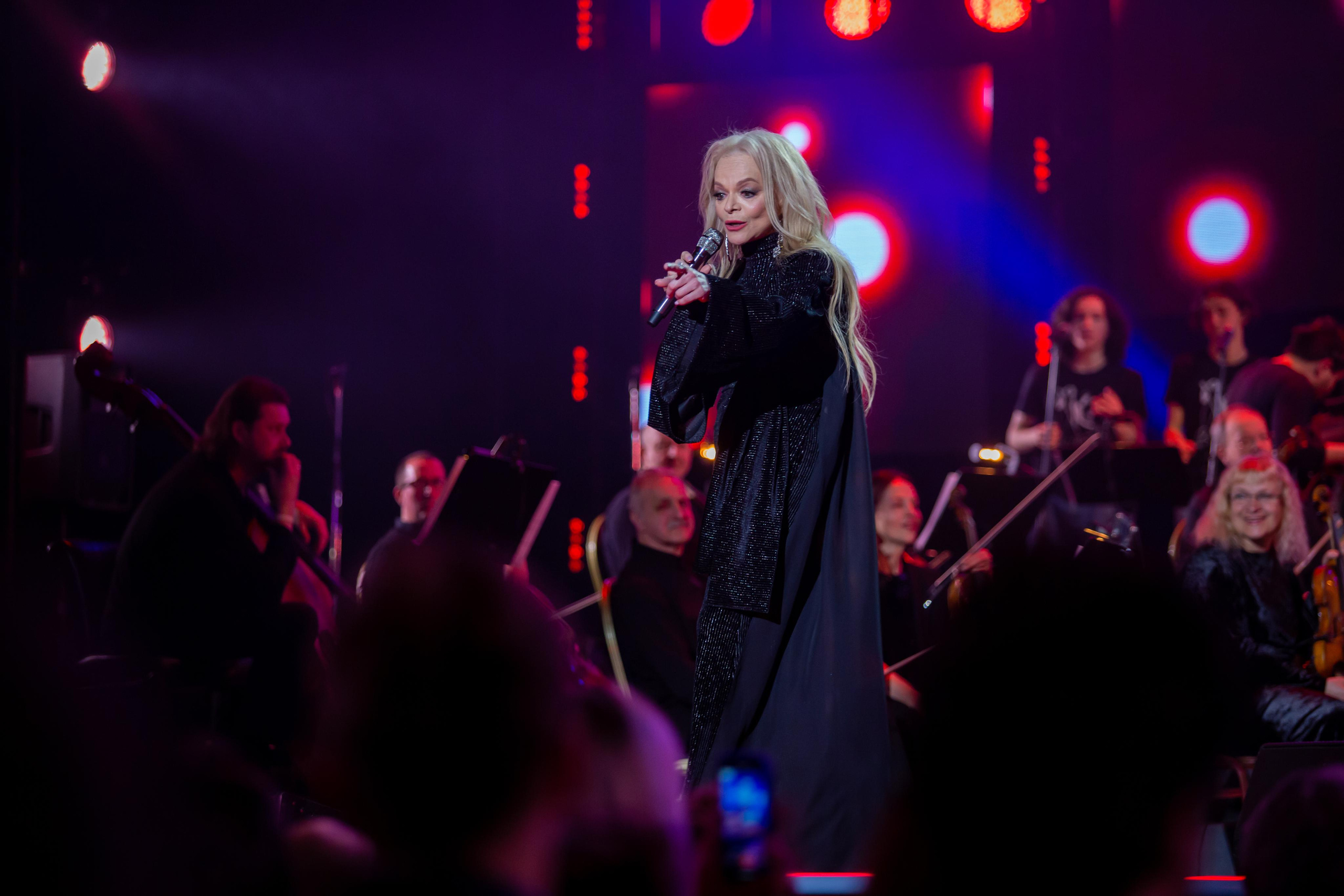 ЛАРИСА ДОЛИНА. Фотограф Сонкина Татьяна