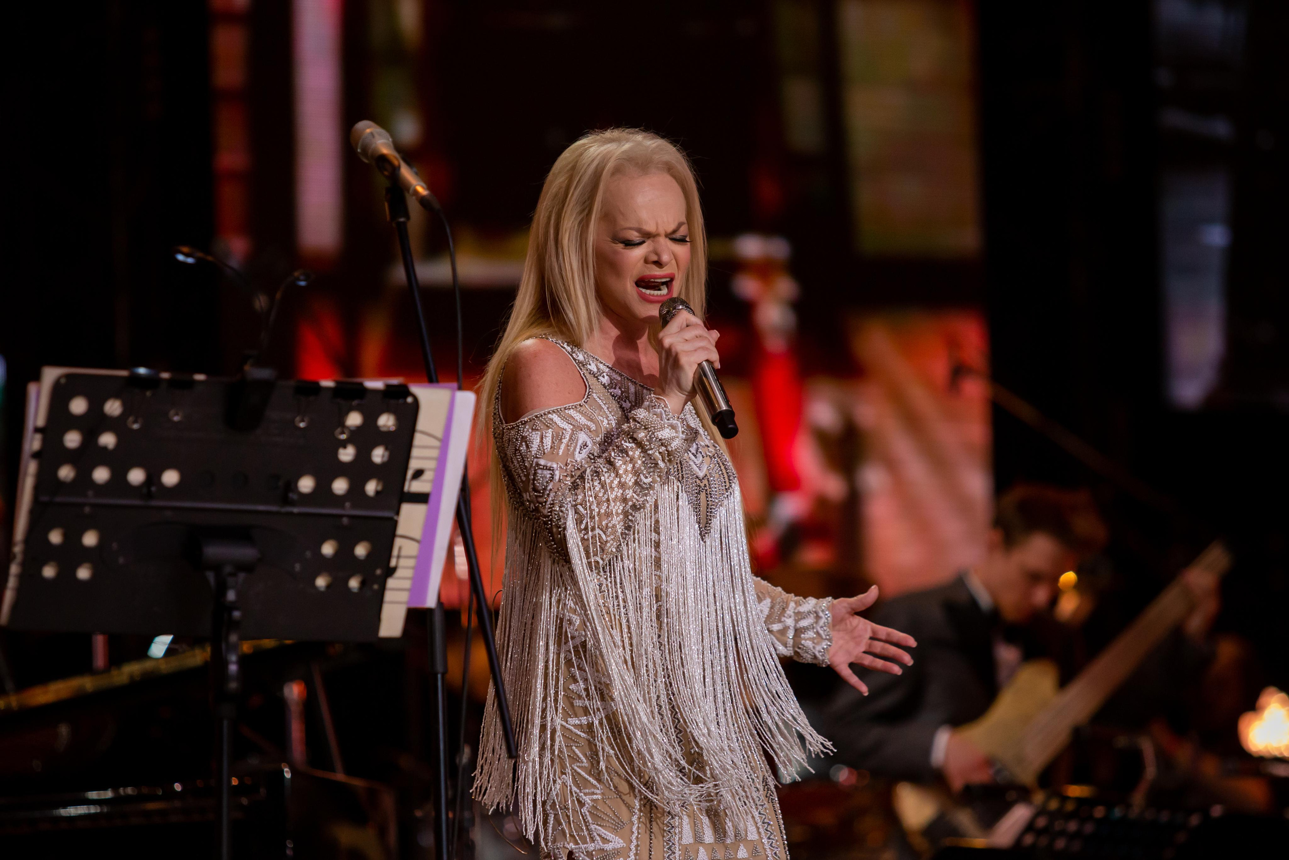 ЛАРИСА ДОЛИНА. Фотограф Сонкина Татьяна