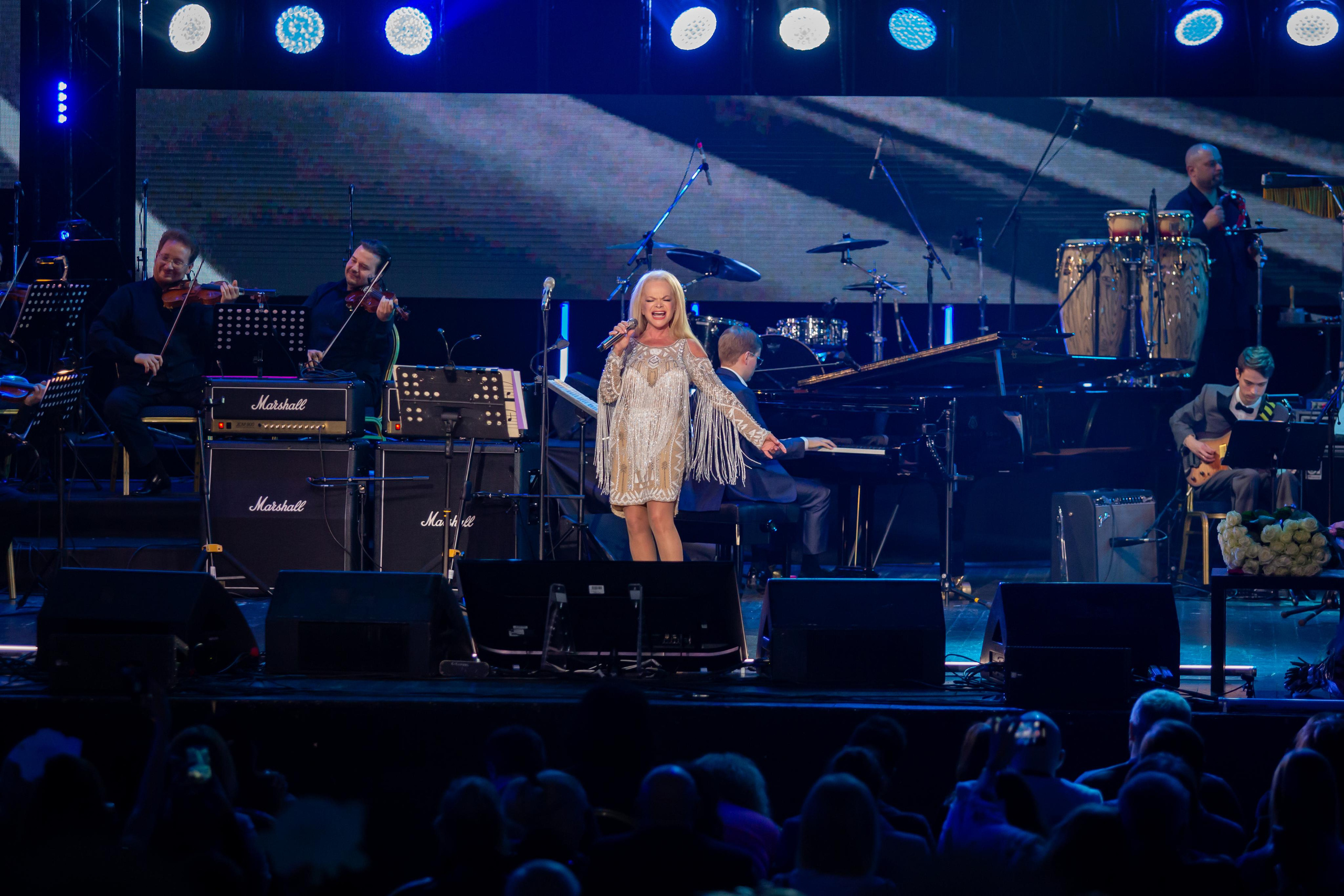 ЛАРИСА ДОЛИНА. Фотограф Сонкина Татьяна