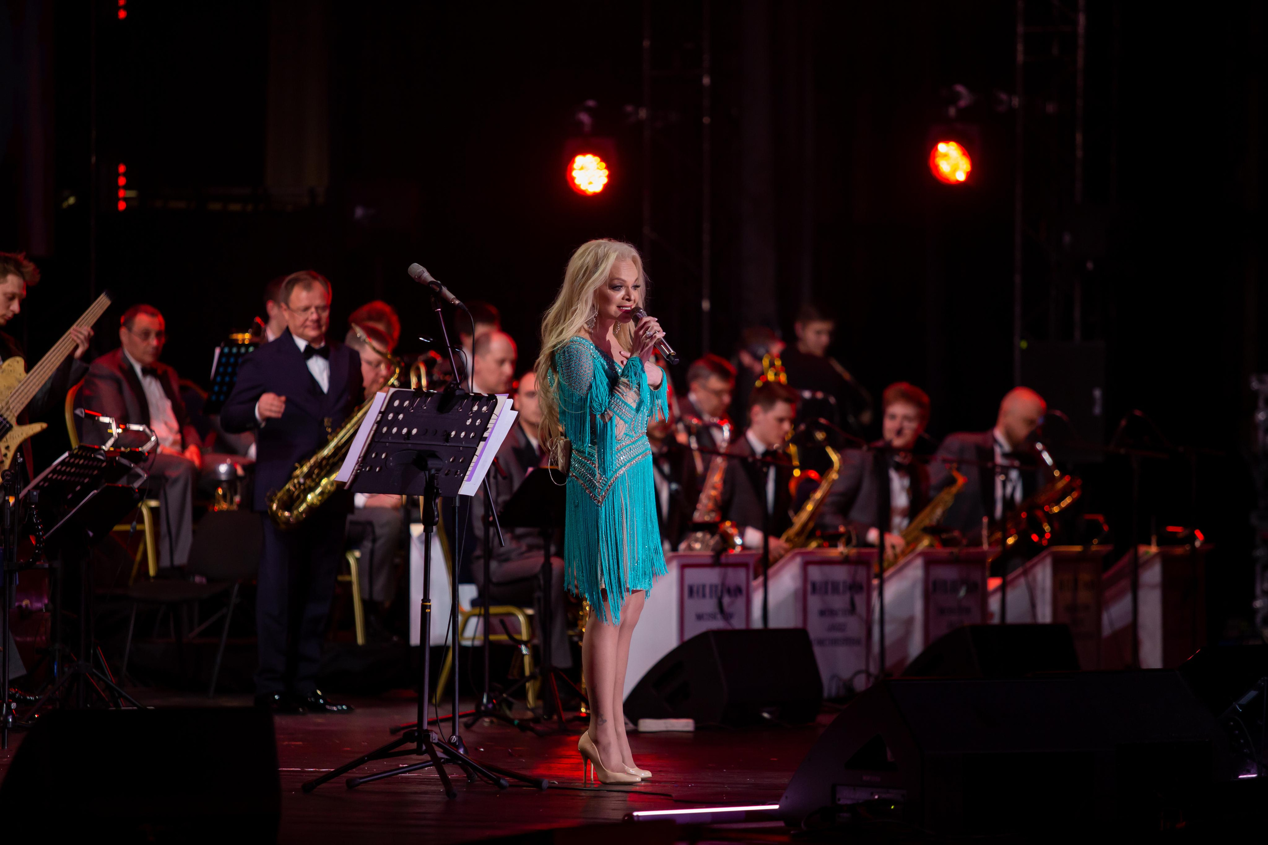 ЛАРИСА ДОЛИНА. Фотограф Сонкина Татьяна