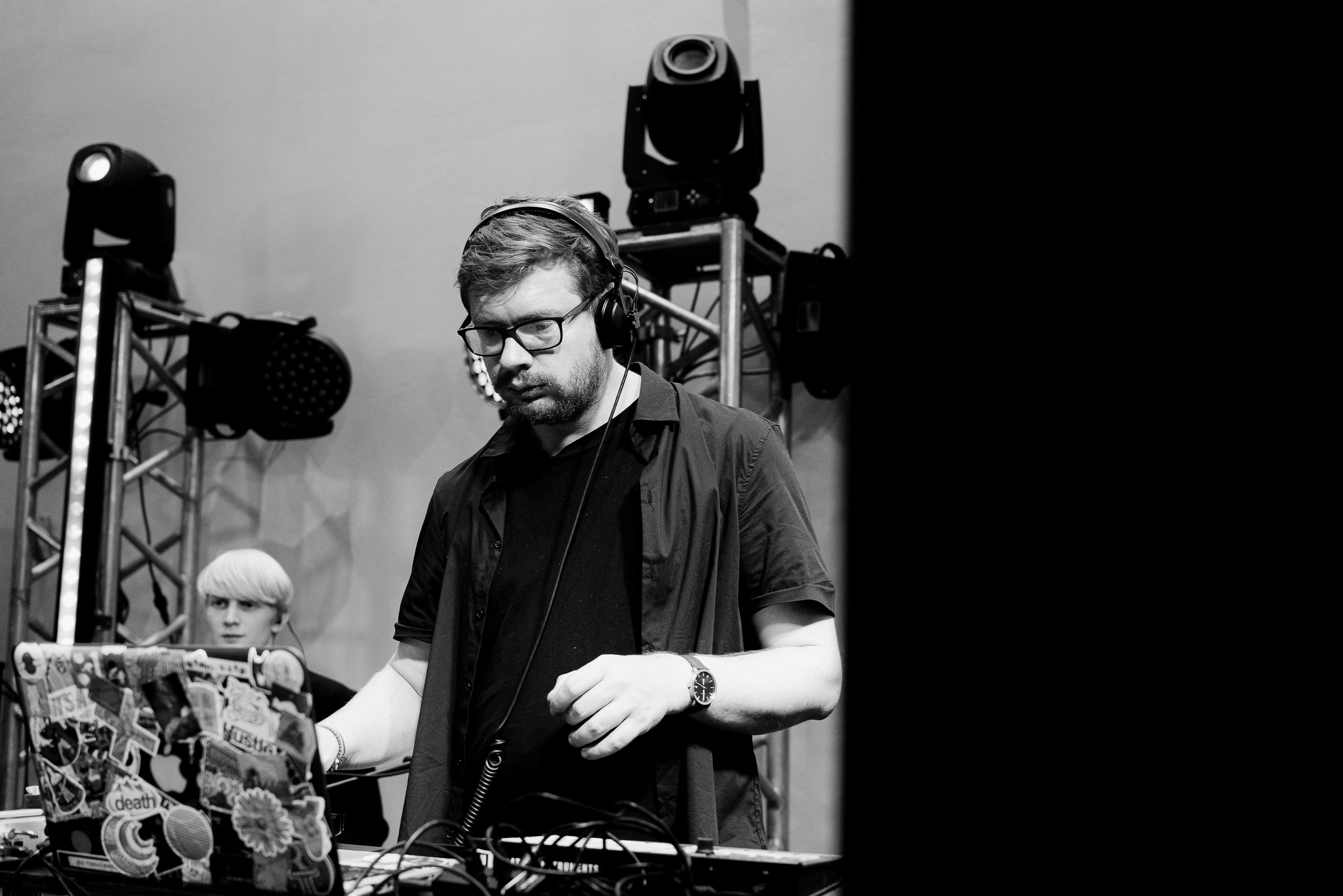 ФЕСТИВАЛЬ ВИНА И КРЕПКИХ НАПИТКОВ МАВТ-ВИНОТЕКА. Репортажный фотограф Зуев Роман г. Челябинск