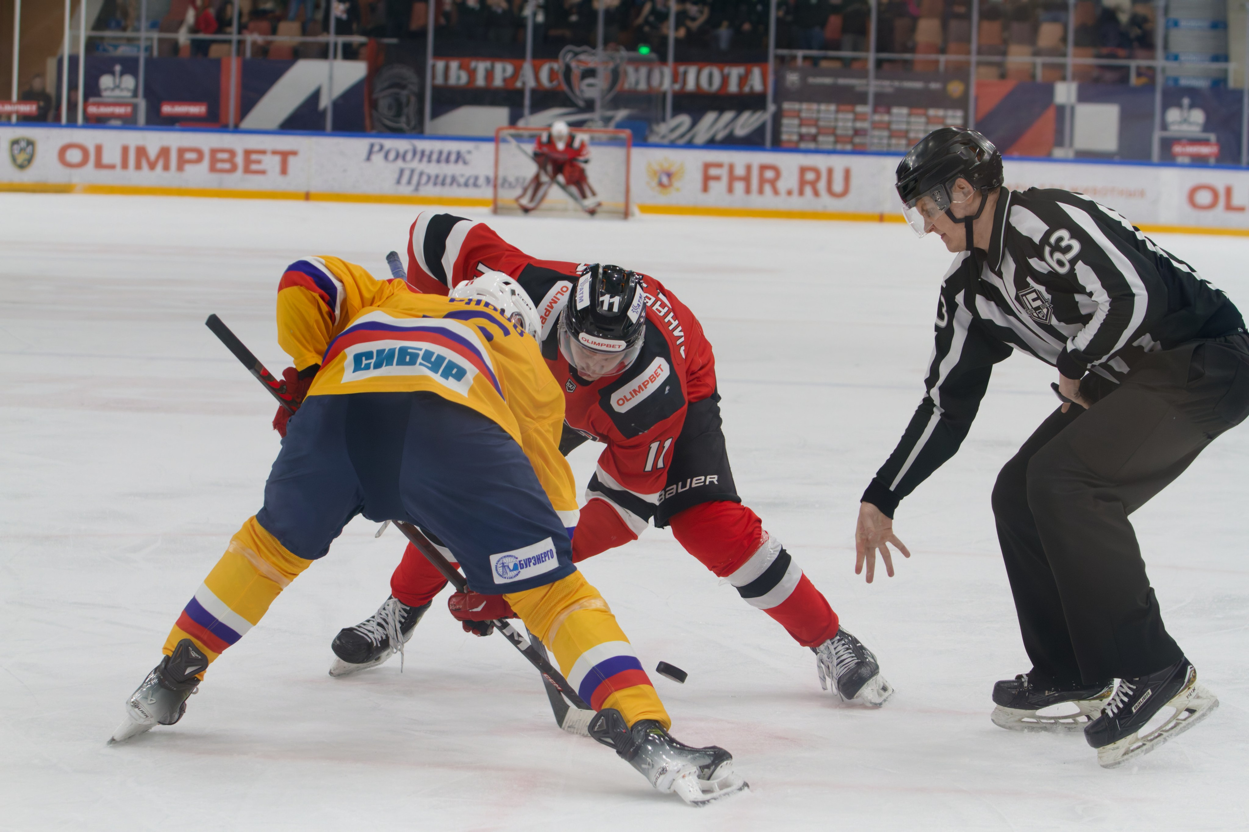 Хоккей. Молот-Химик 12.02.2025. Репортажный и спортивный фотограф в г. Пермь Зильберг Павел
