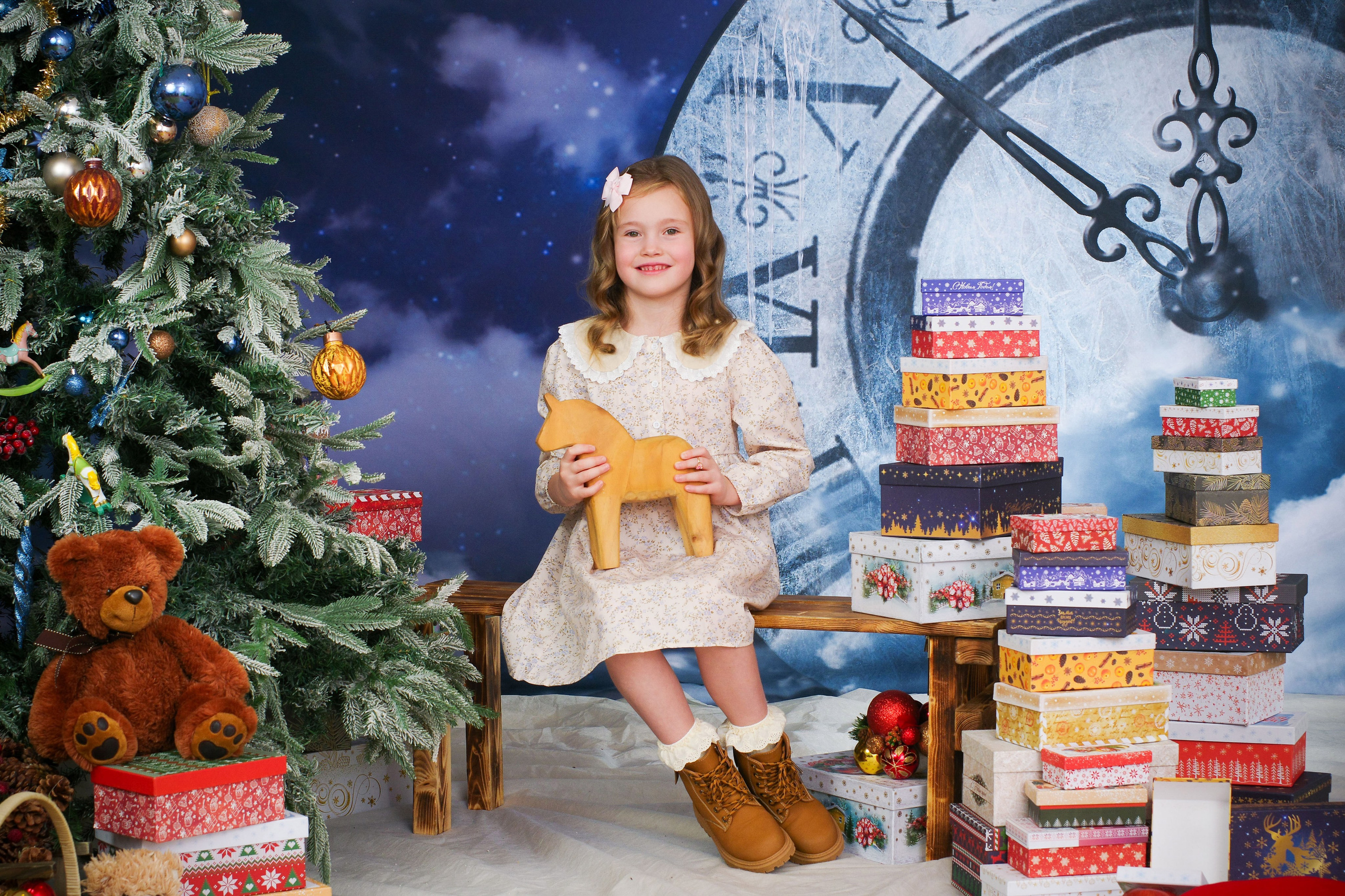 Часы. Детская фотостудия Москва