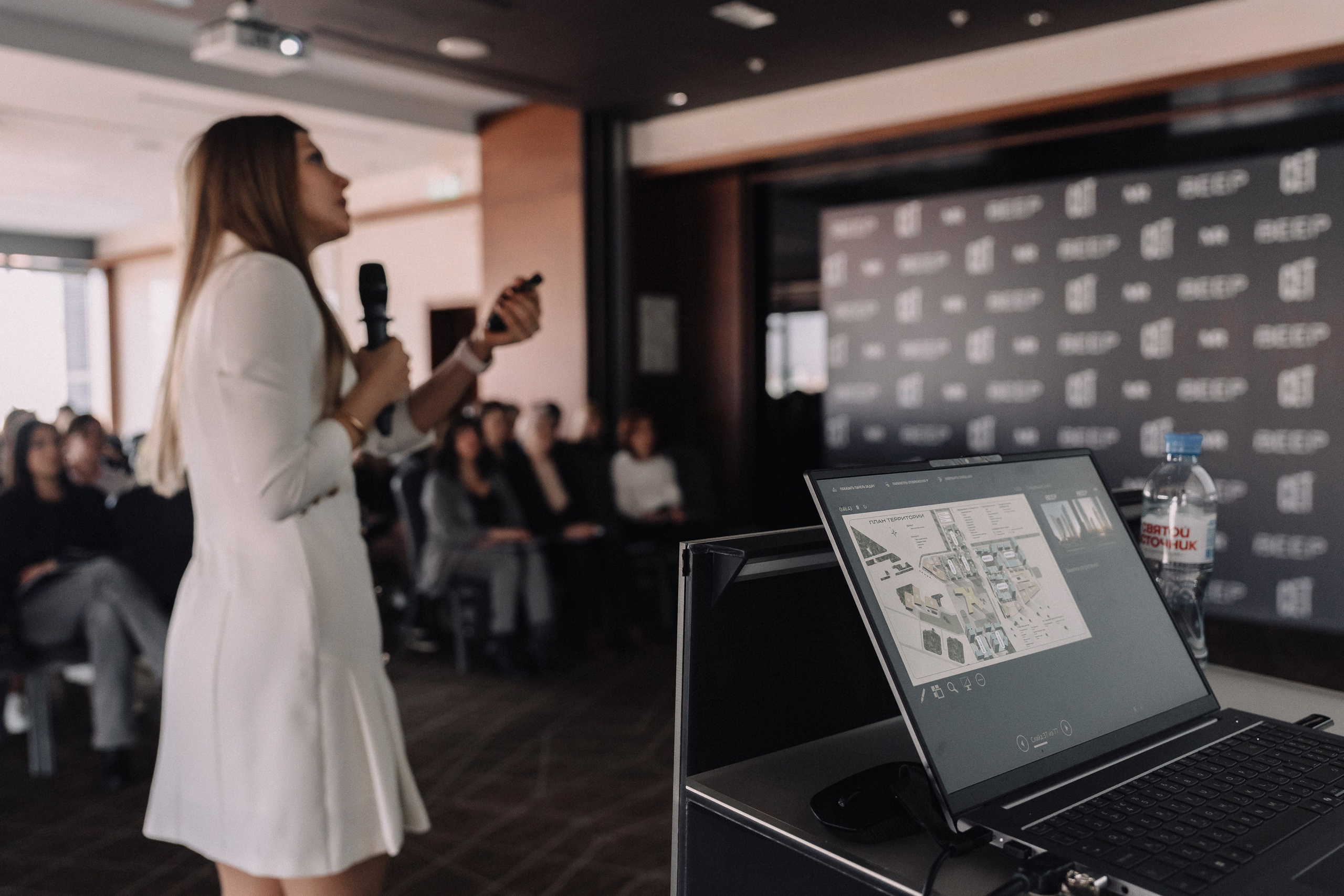 Застройщики Москвы MR (МАРРИОТ). Свадебный и репортажный фотограф в Воронеже Роман Янко