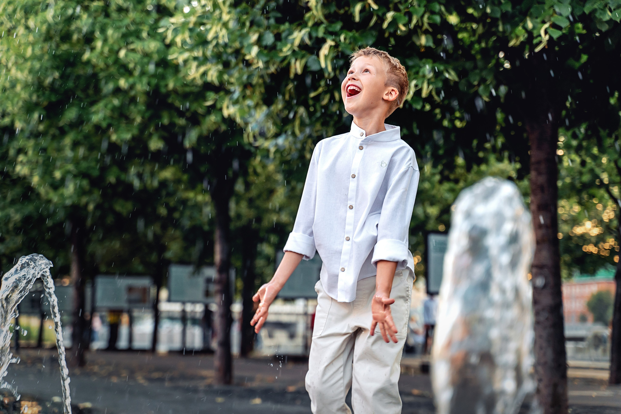 Семейная прогулка в парке Музеон на закате. Фотограф \ Видеограф на Крещение, Венчание Москва| Семейные съемки