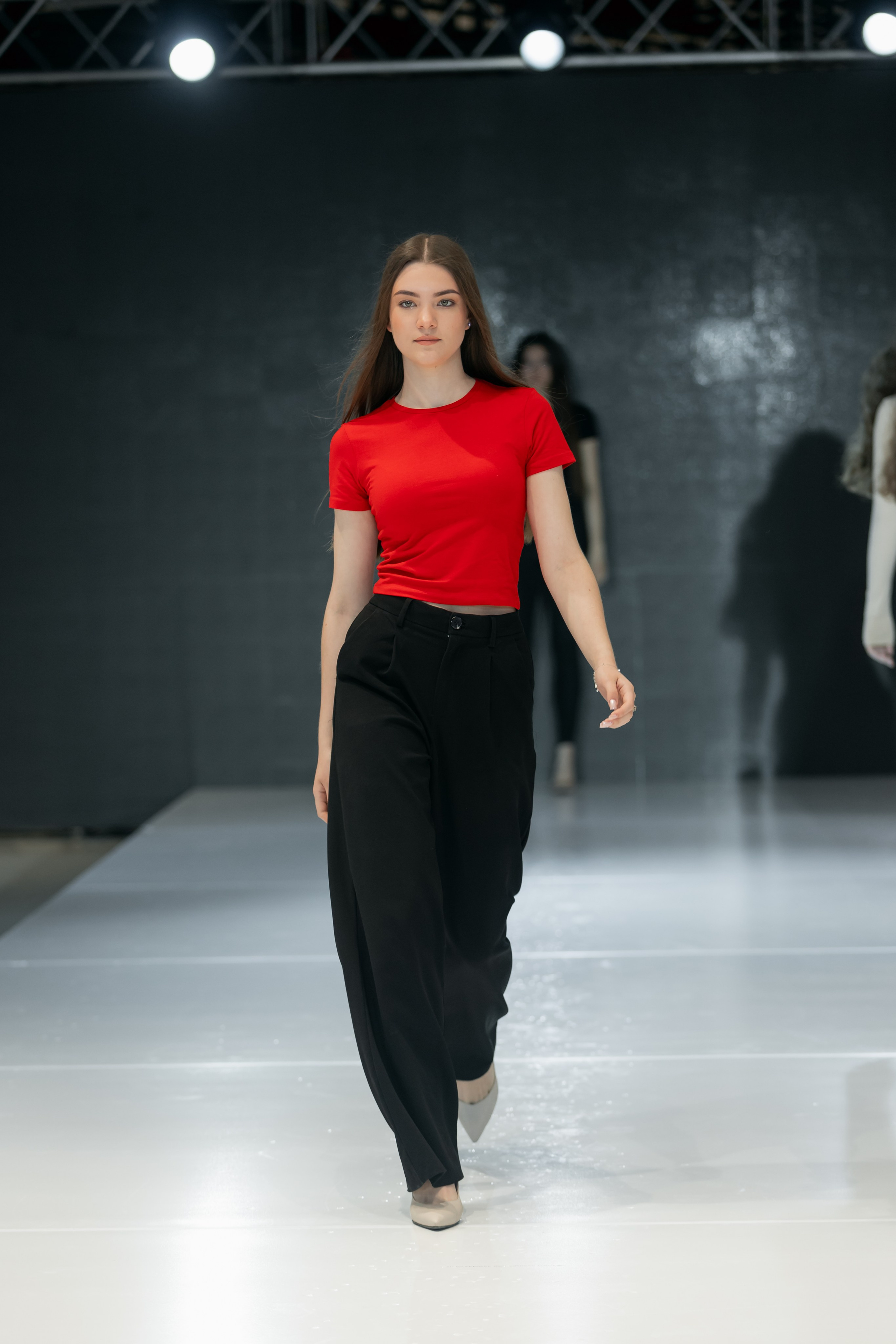 Backstage Rostov Fashion Show 2025. Весна-лето. Фотограф в Ростов-на-Дону Виктория Савчук