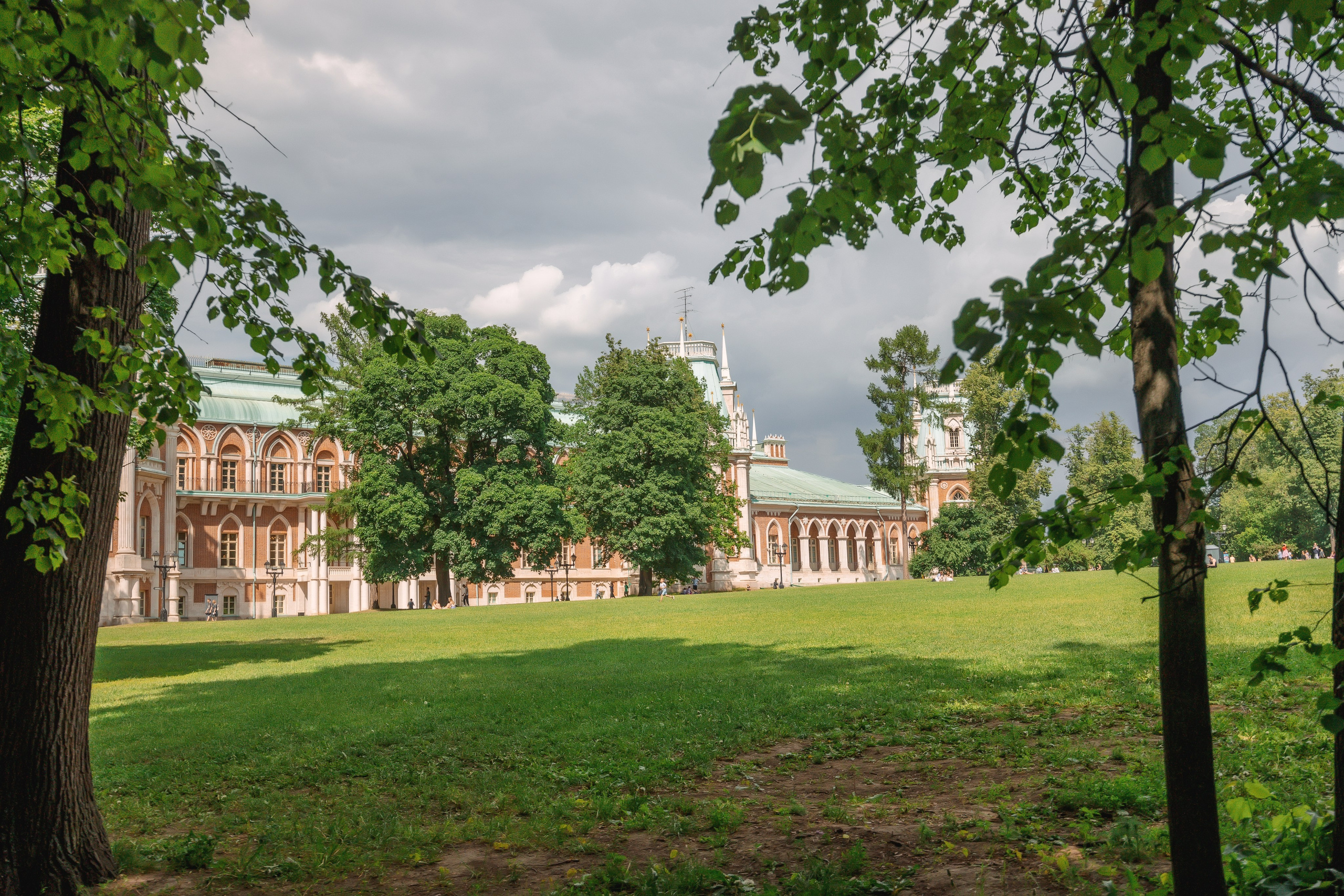 Семейная прогулка в Царицыно. Александр Антонов. Профессиональный свадебный, репортажный фотограф в Москве, Подольске. Фото+Видео на любой праздник