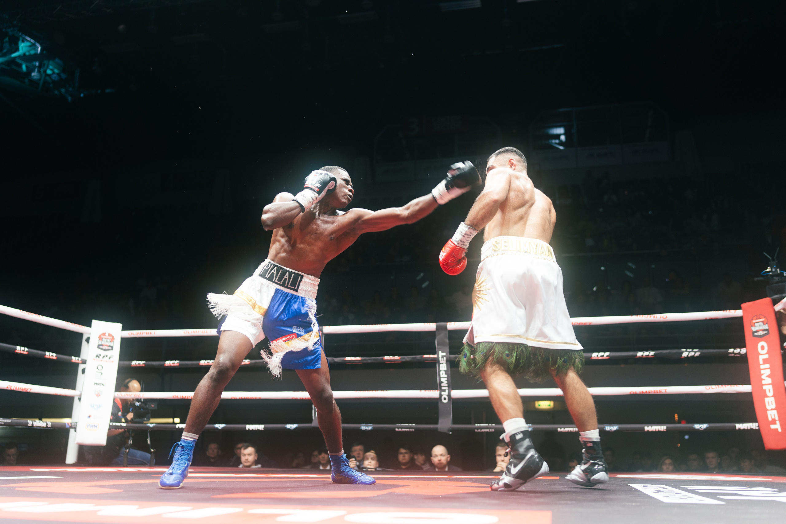 Бокс. Фотограф в СПБ Алмаз Камаев