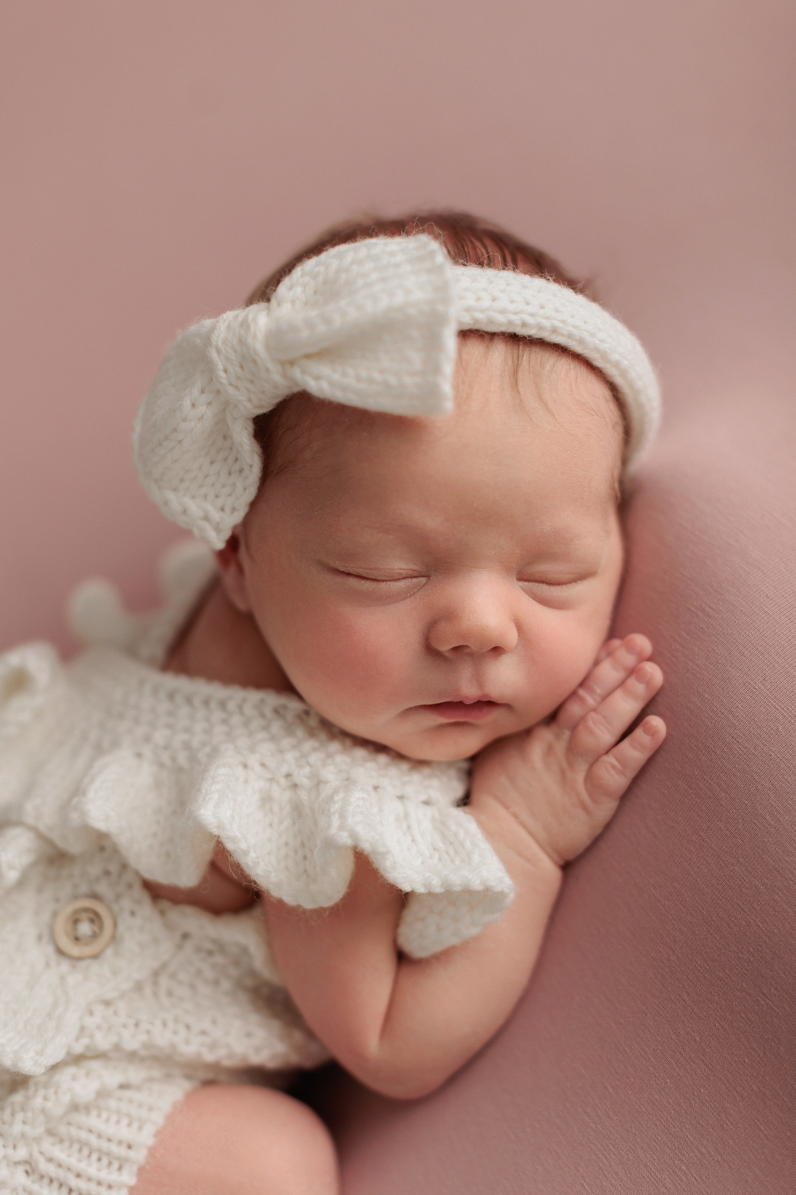 Фотосессия новорожденного серпухов. Семейный фотограф новорождённых в Серпухове Юлия Новикова +79637785957