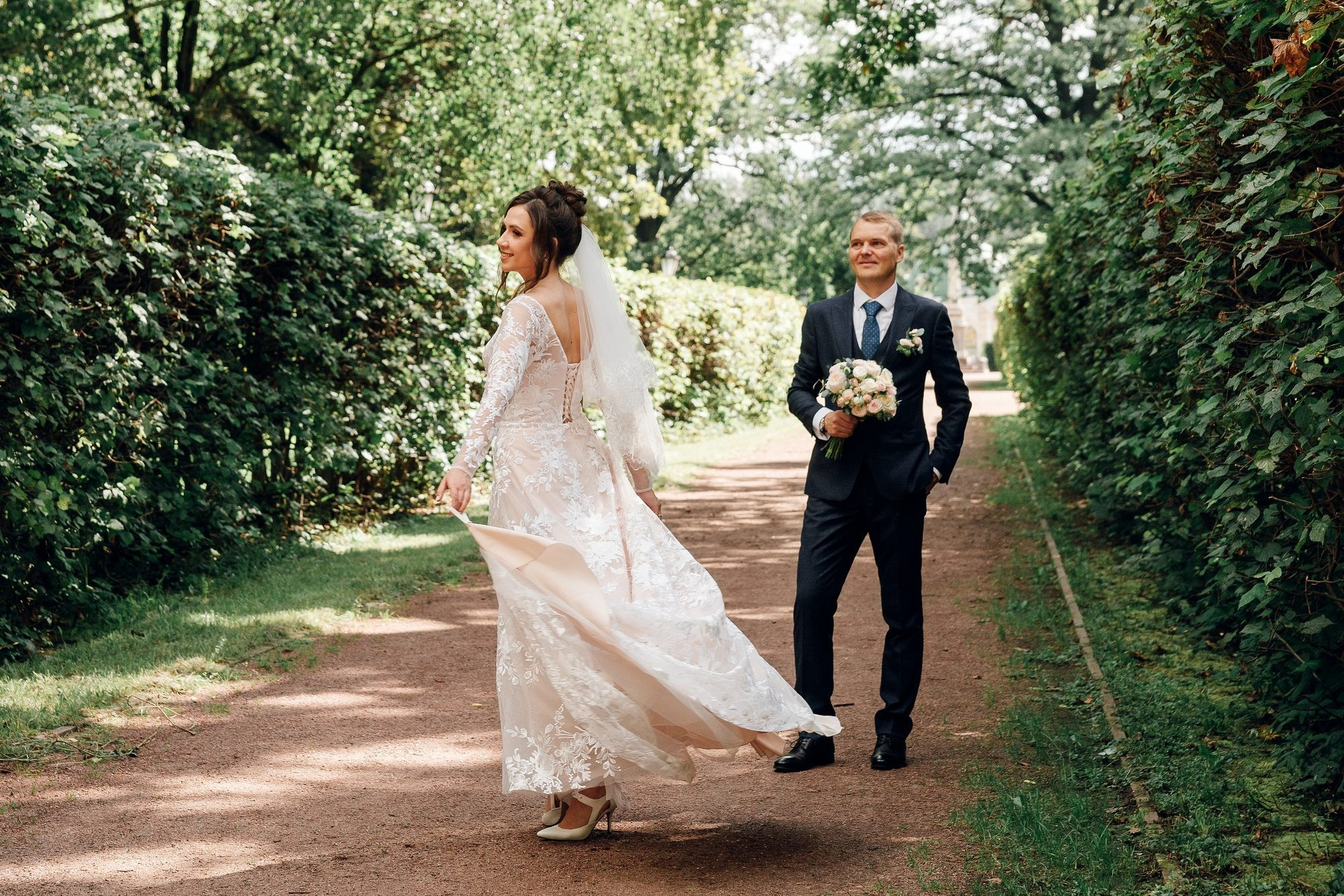 Свадебная фотосессия в усадьбе Кусково. Сергей Гладков свадебный фотограф в Москве