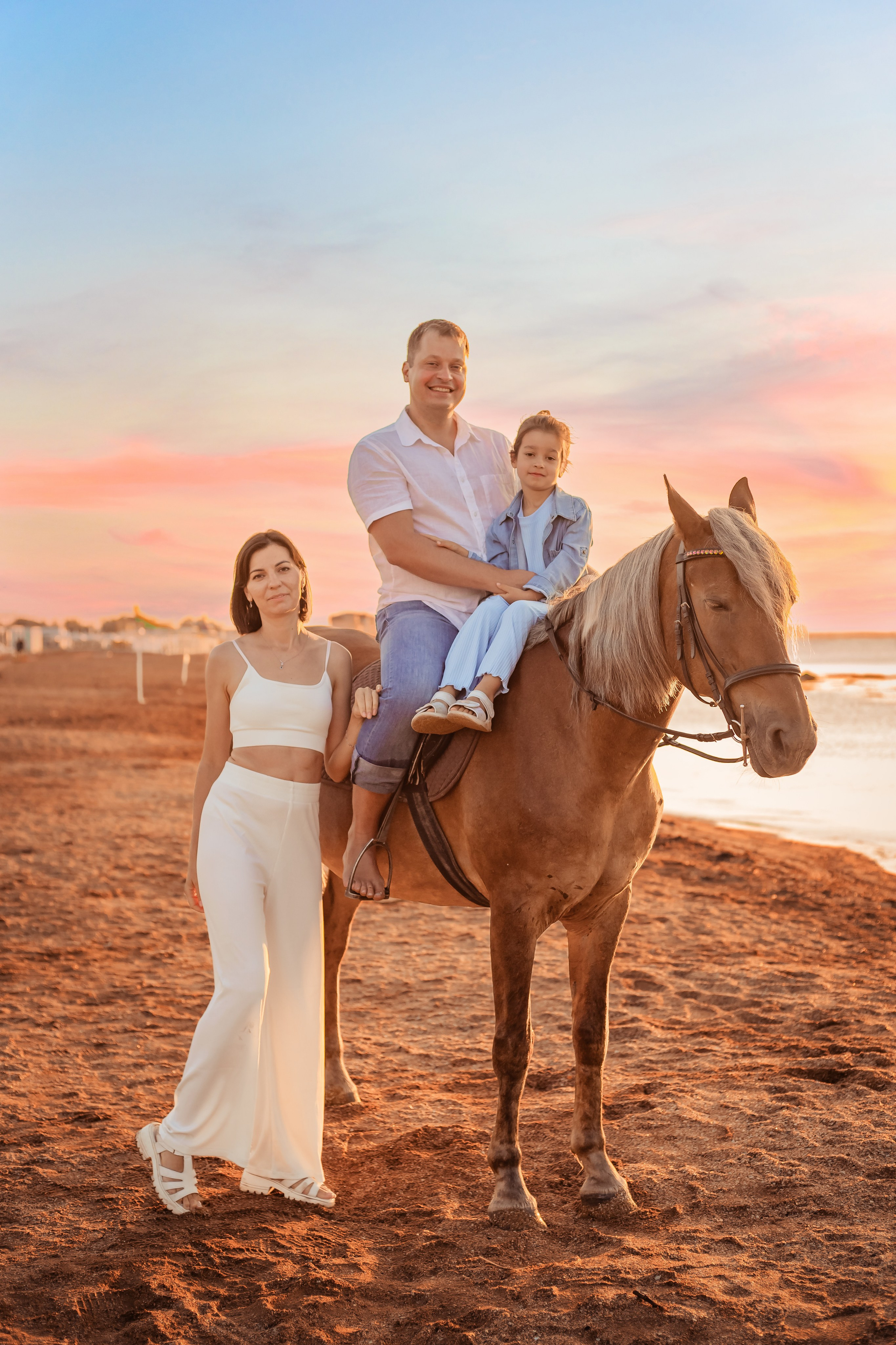 Фотосессия на море с лошадью. Фотограф в Феодосии Наталья Булгакова