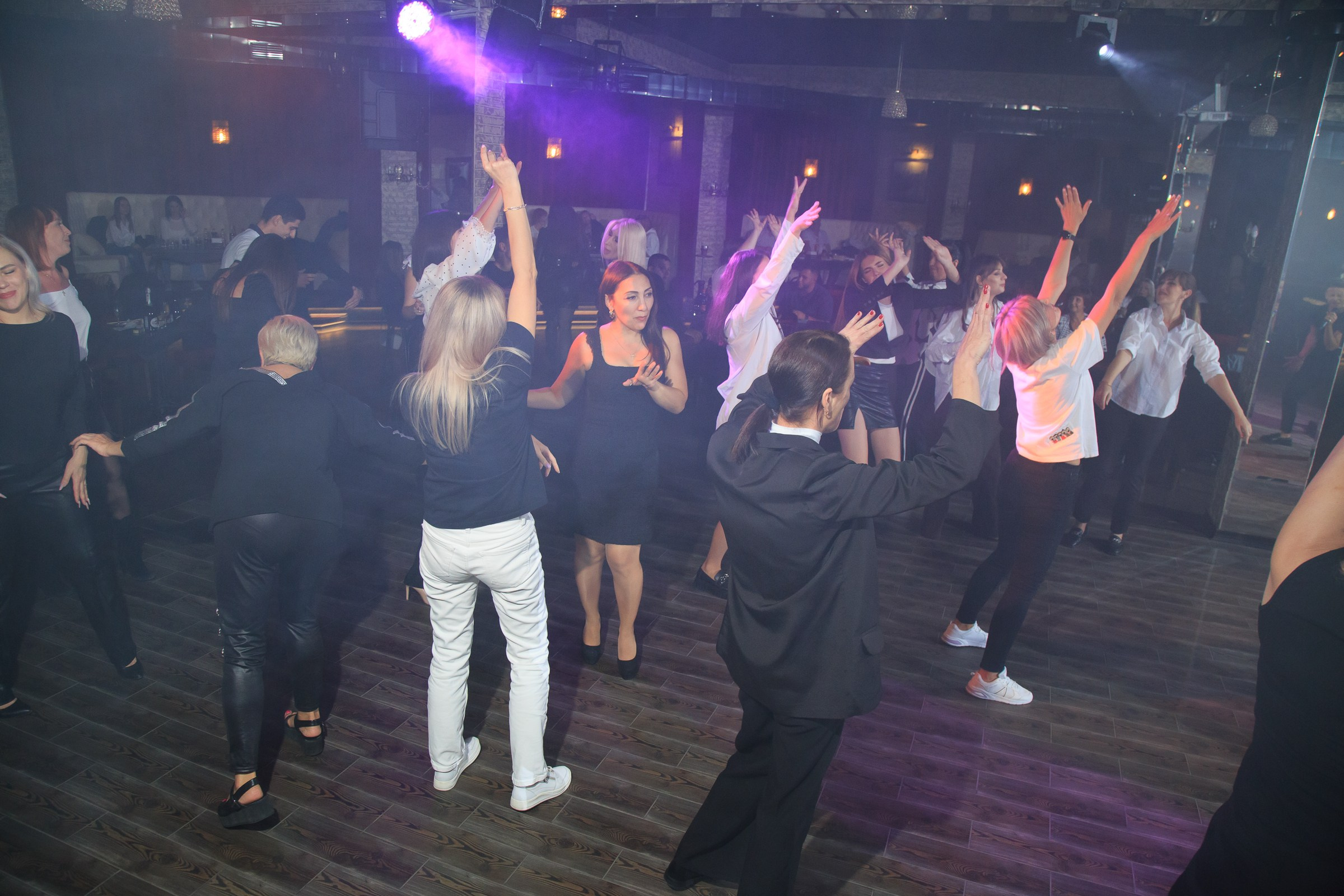 Открытие караоке клуба Mozguhose. Репортажный и свадебный фотограф Пятигорск и КМВ