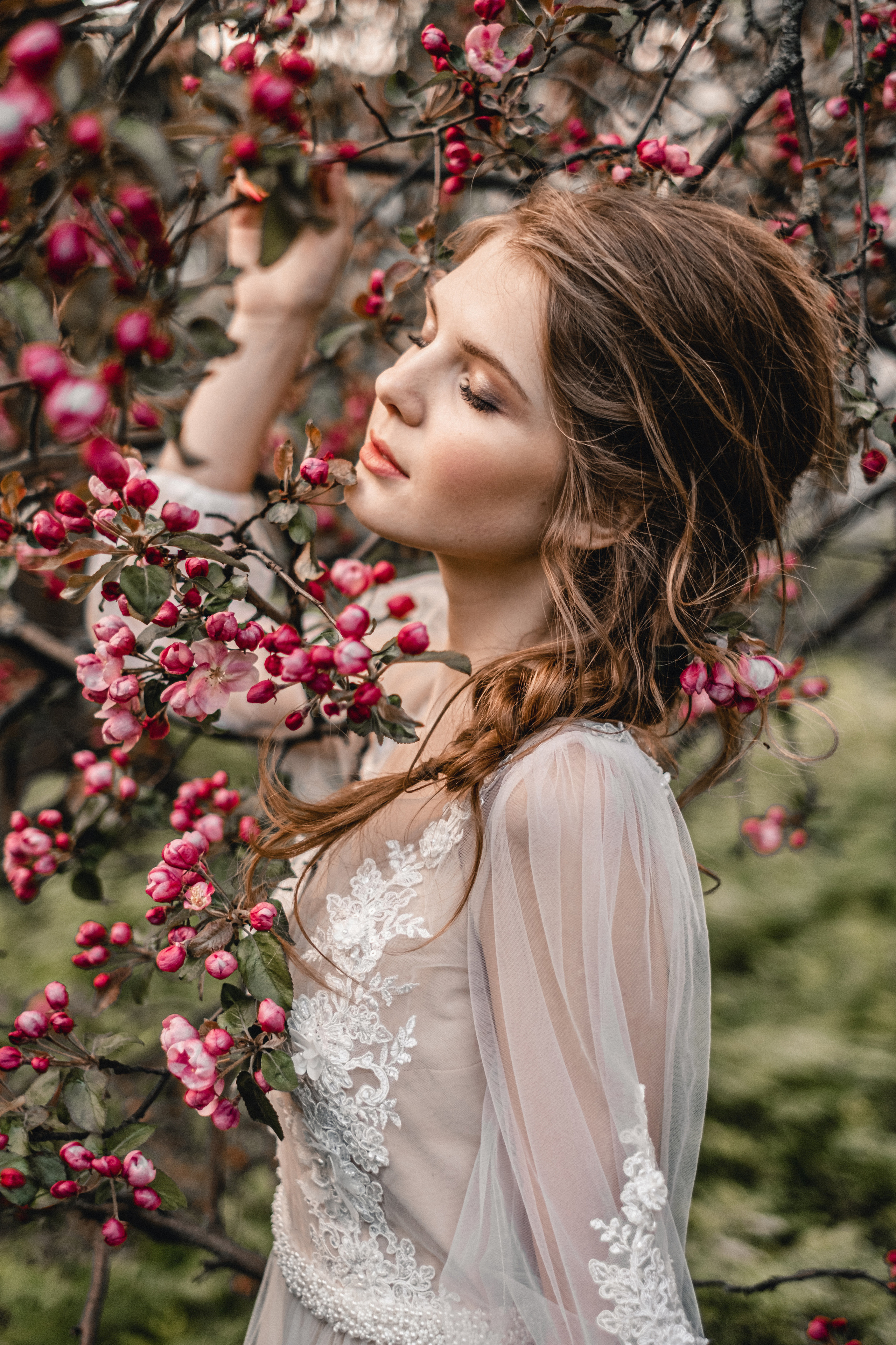 Фотосессия в цветении. Life style фотограф в Москве Ирина Кикина. Стильная фотосессия