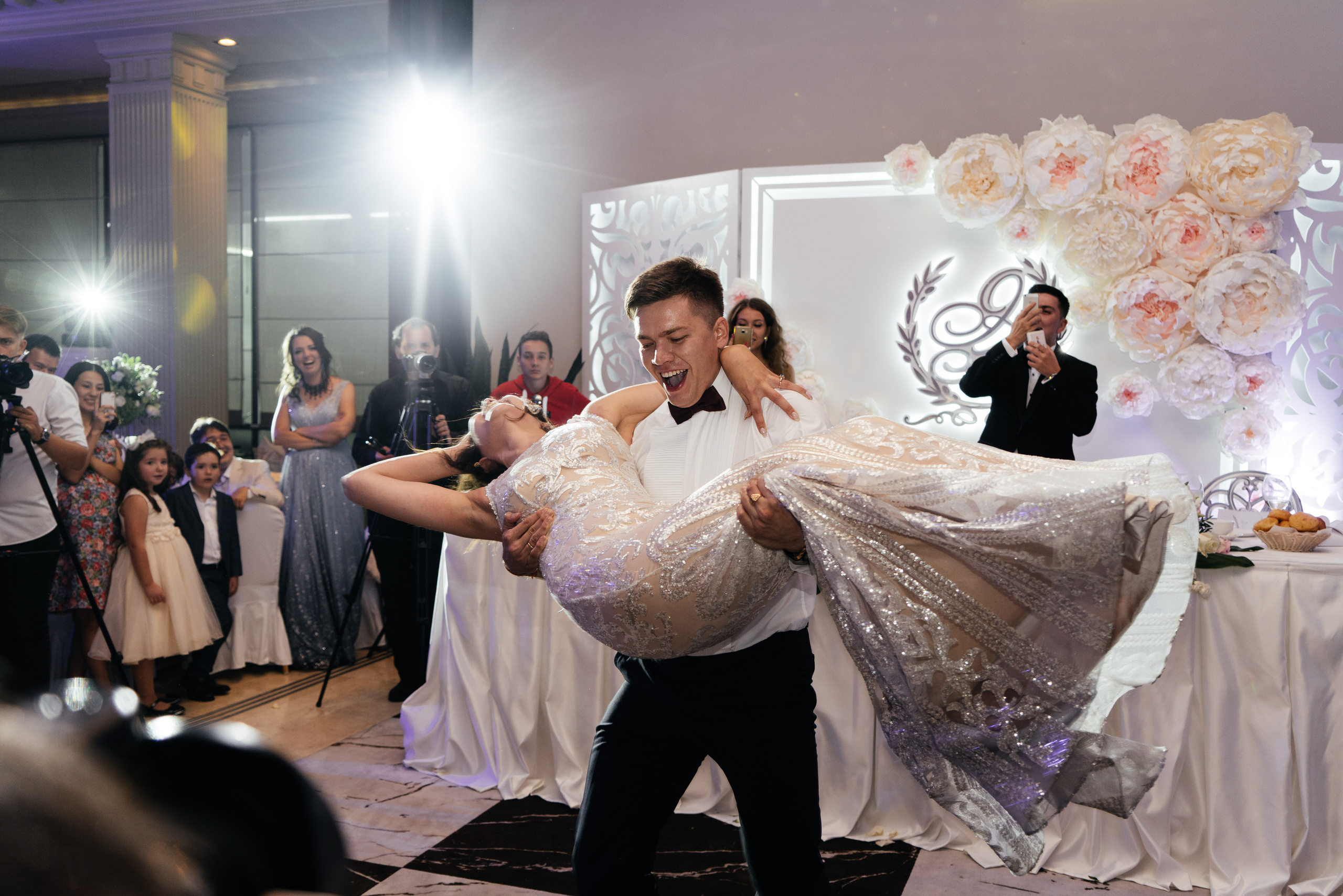 Эльдар и Наргиз. Свадебный фотограф алматы Шожебаев Кайрат