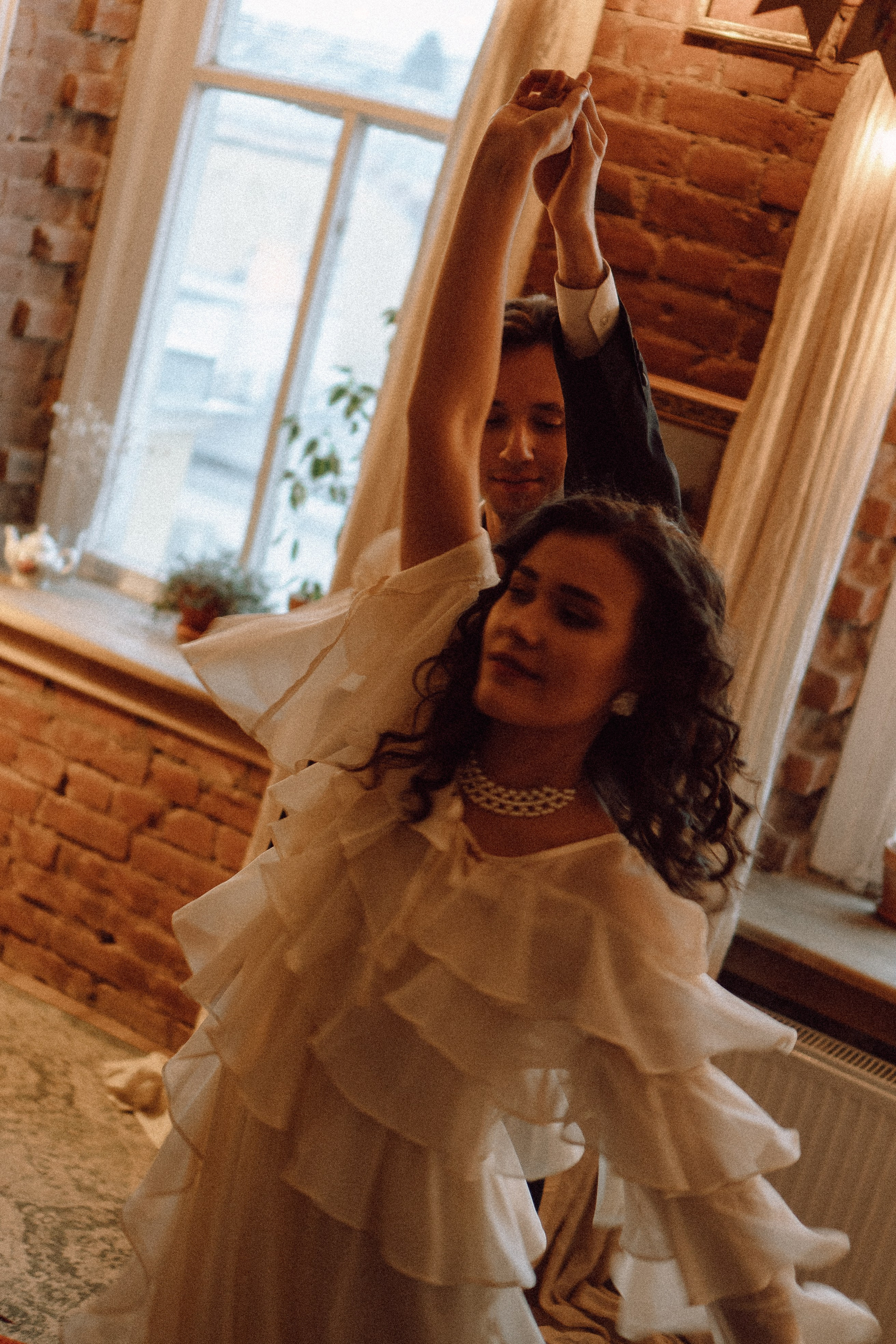 УТРО ЖЕНИХА И НЕВЕСТЫ В ФОТОСТУДИИ И ОСНОВНАЯ ФОТОСЕСИСИЯ ЗИМОЙ. Профессиональный фотограф, Санкт-Петербург — Виктория Богомолова