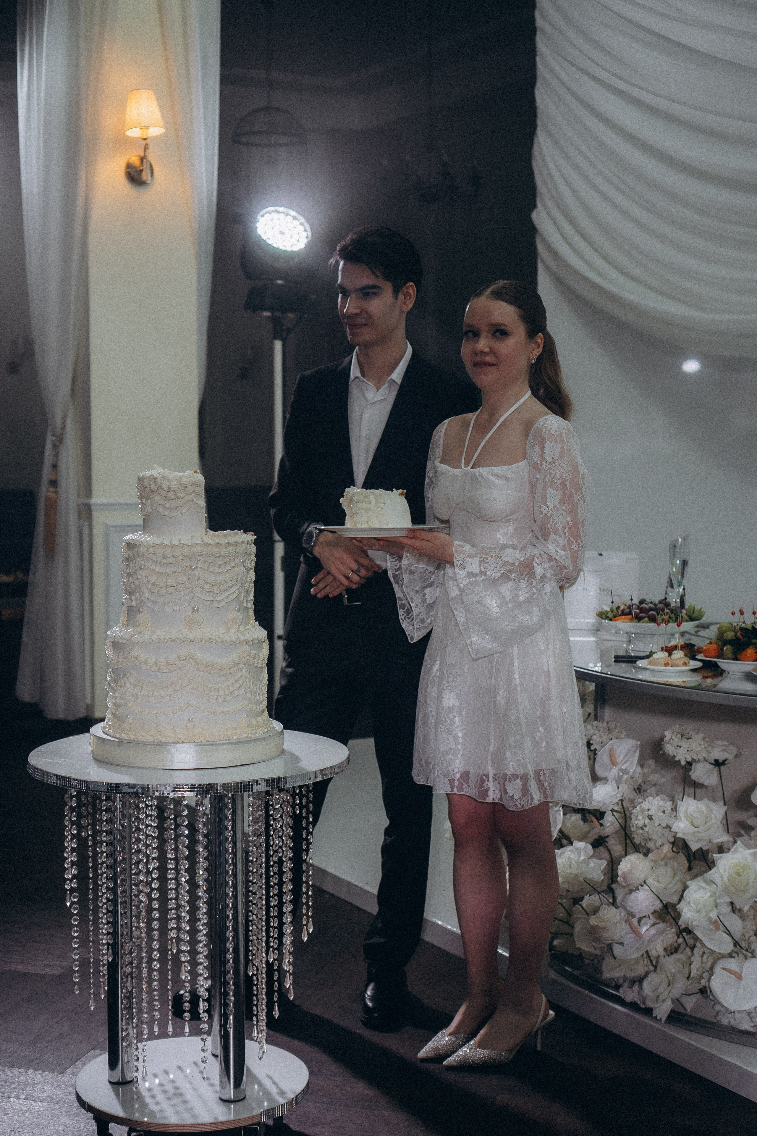 СВАДЕБНЫЙ ТОРТ. ФОТОСЕСИИЯ БАНКЕТА (СНЯТО В СИБИРЕ В НИЖНЕВАРТОВСКЕ). Профессиональный фотограф, Санкт-Петербург — Виктория Богомолова