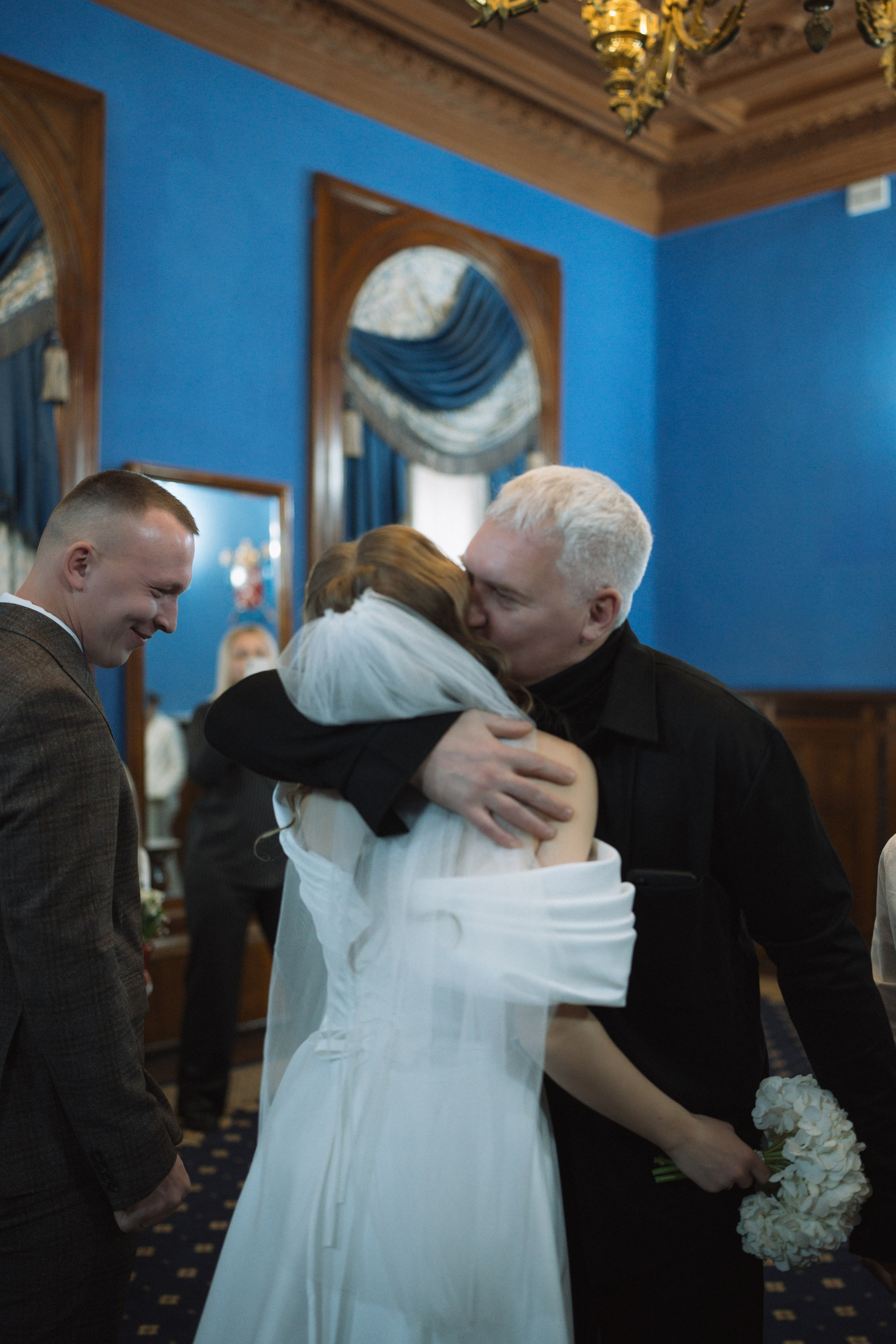 Дмитрий и Кира (Эрмитаж). Свадебный фотограф в Санкт-Петербурге