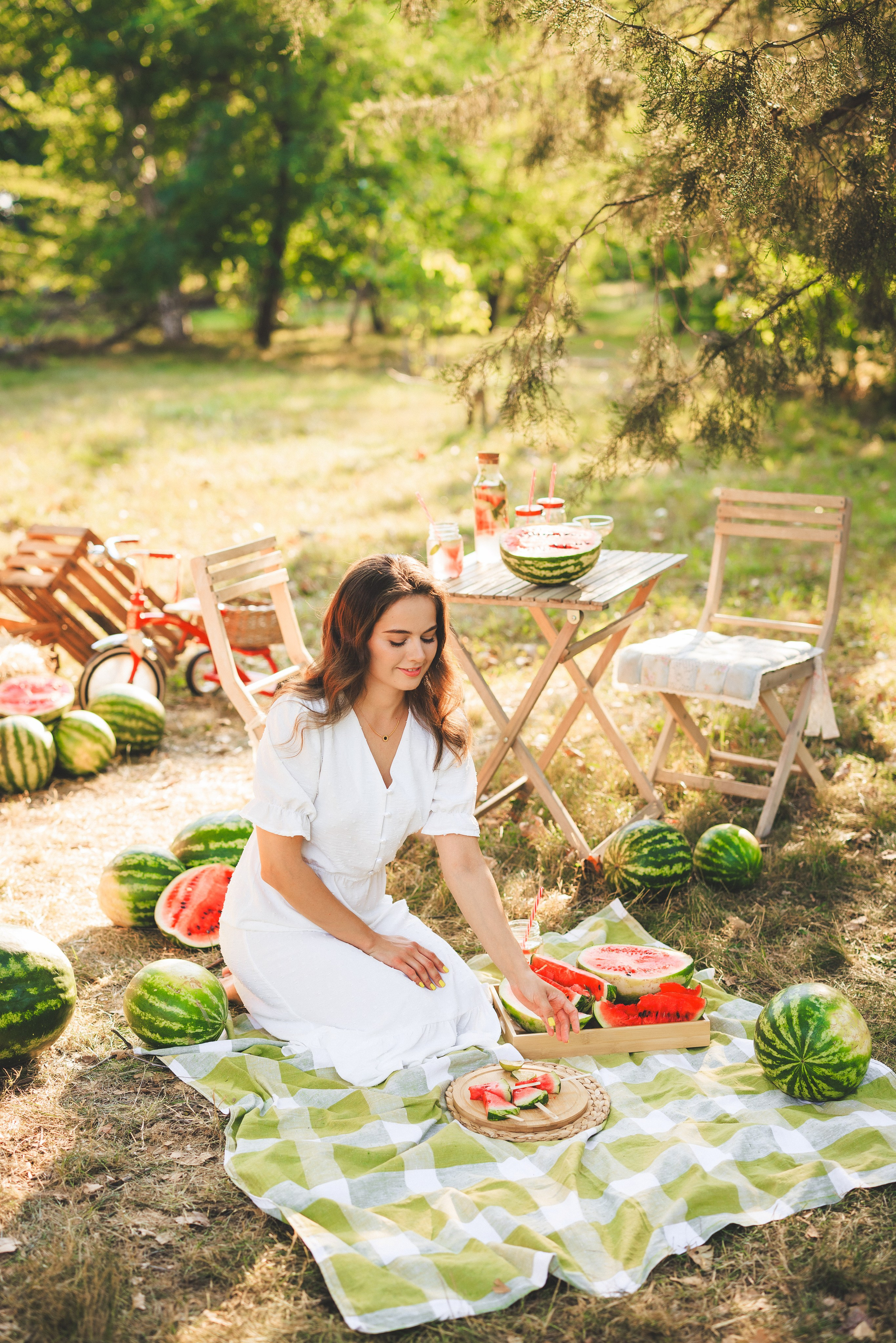 Летняя фотосессия с арбузами и ретро автомобилем. Семейный и детский фотограф в Краснодаре Анна Трашкова