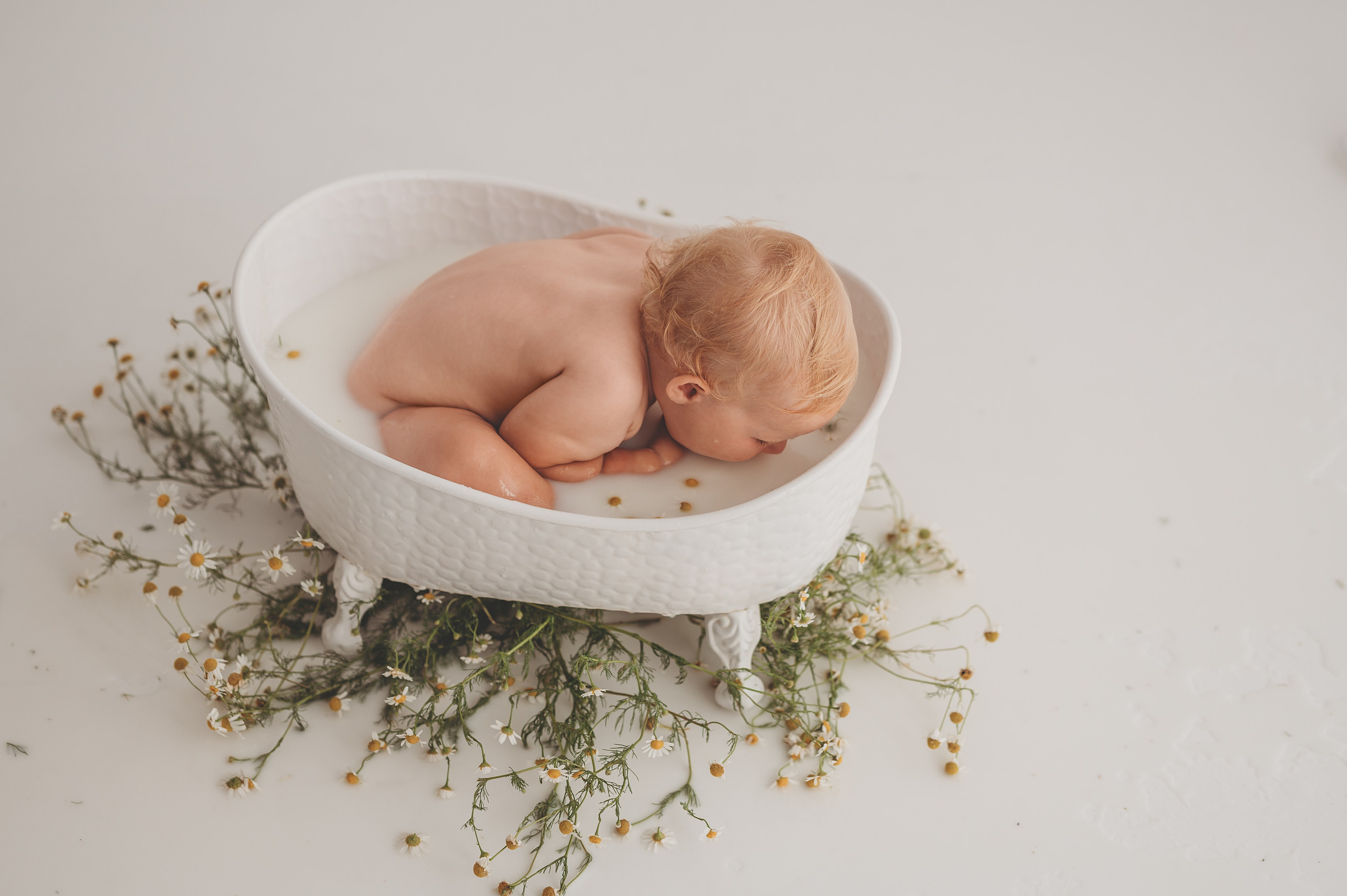 Молочные ванночки. Детский и семейный фотограф Ирина Гладких